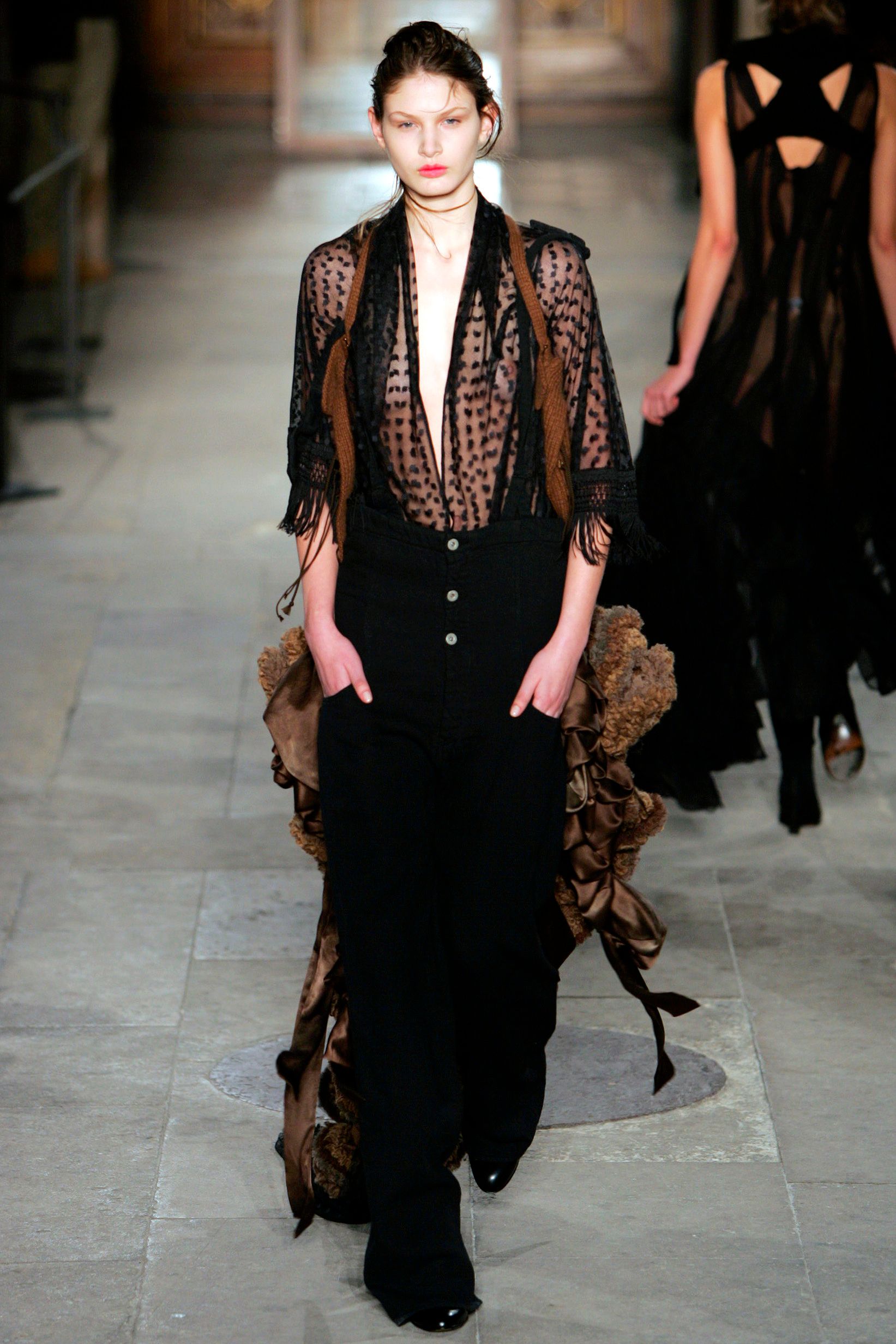 Anne Valérie Hash S/S 05 Couture Look 118