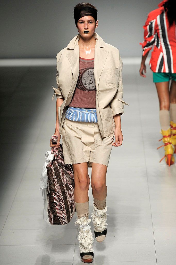 Andreas Kronthaler for Vivienne Westwood S/S 09 Look 64