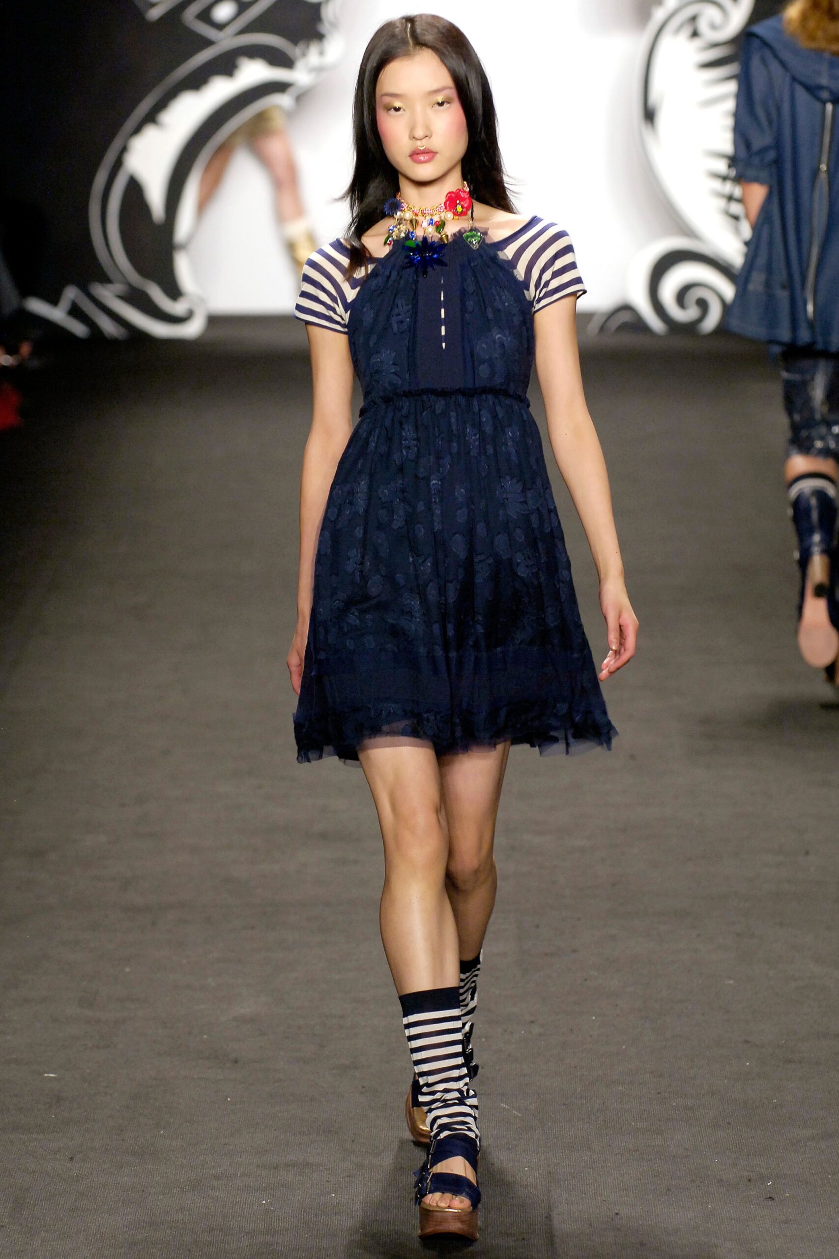 Anna Sui S/S 07 Look 81