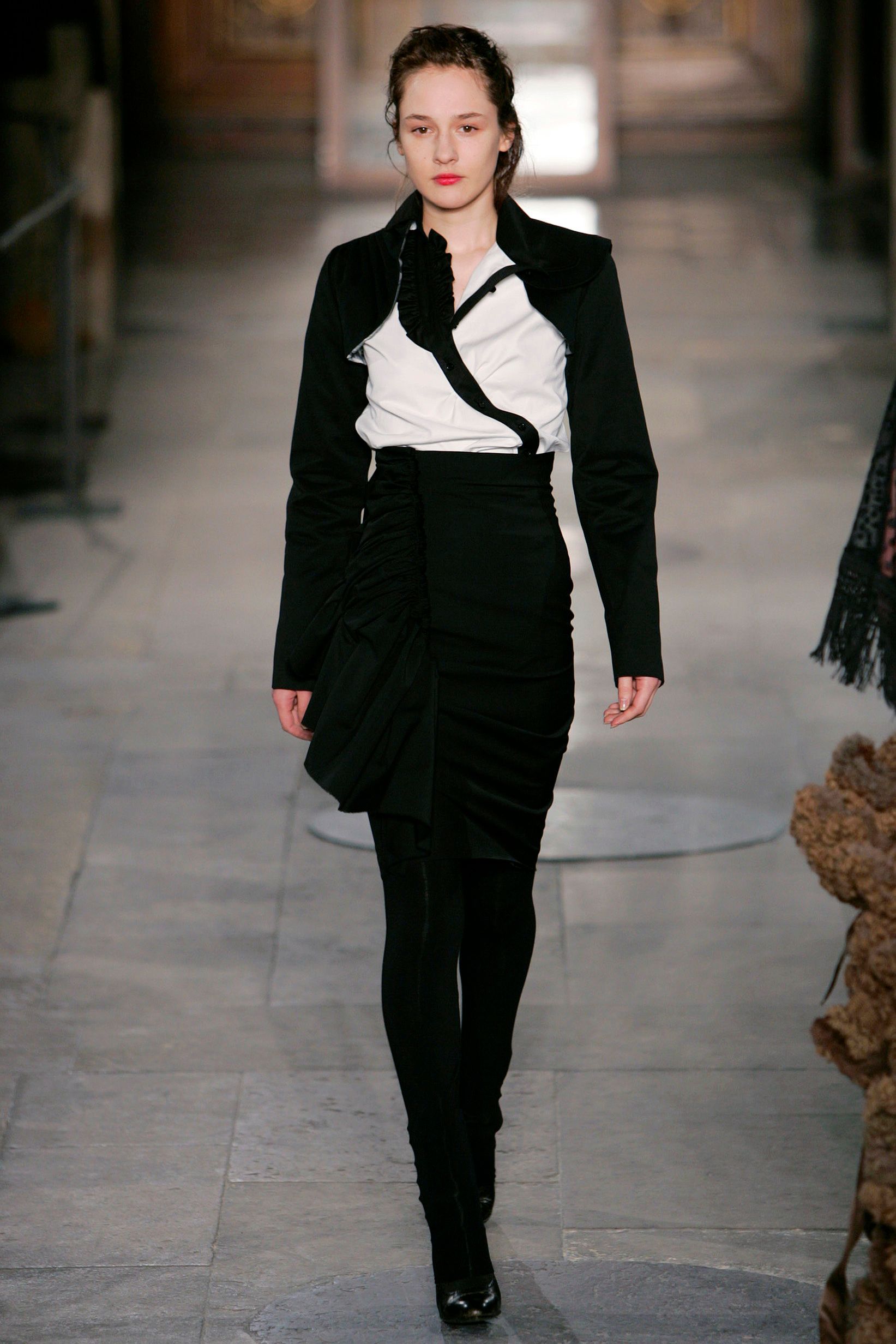 Anne Valérie Hash S/S 05 Couture Look 138