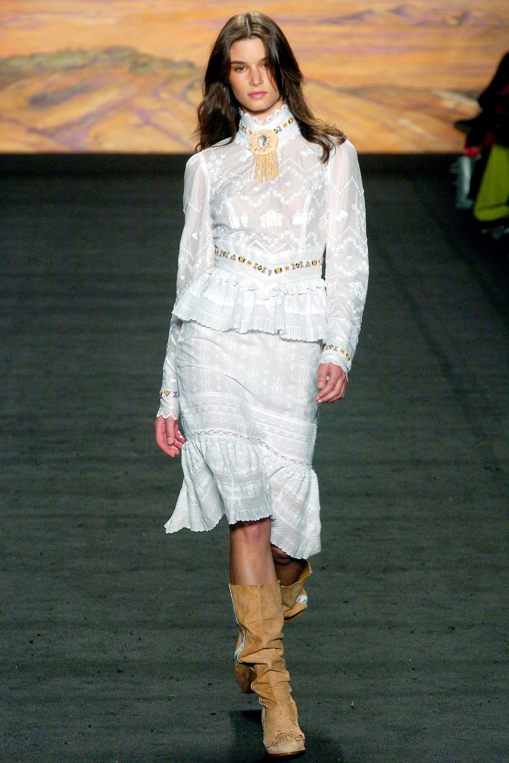 Anna Sui S/S 05 Look 75