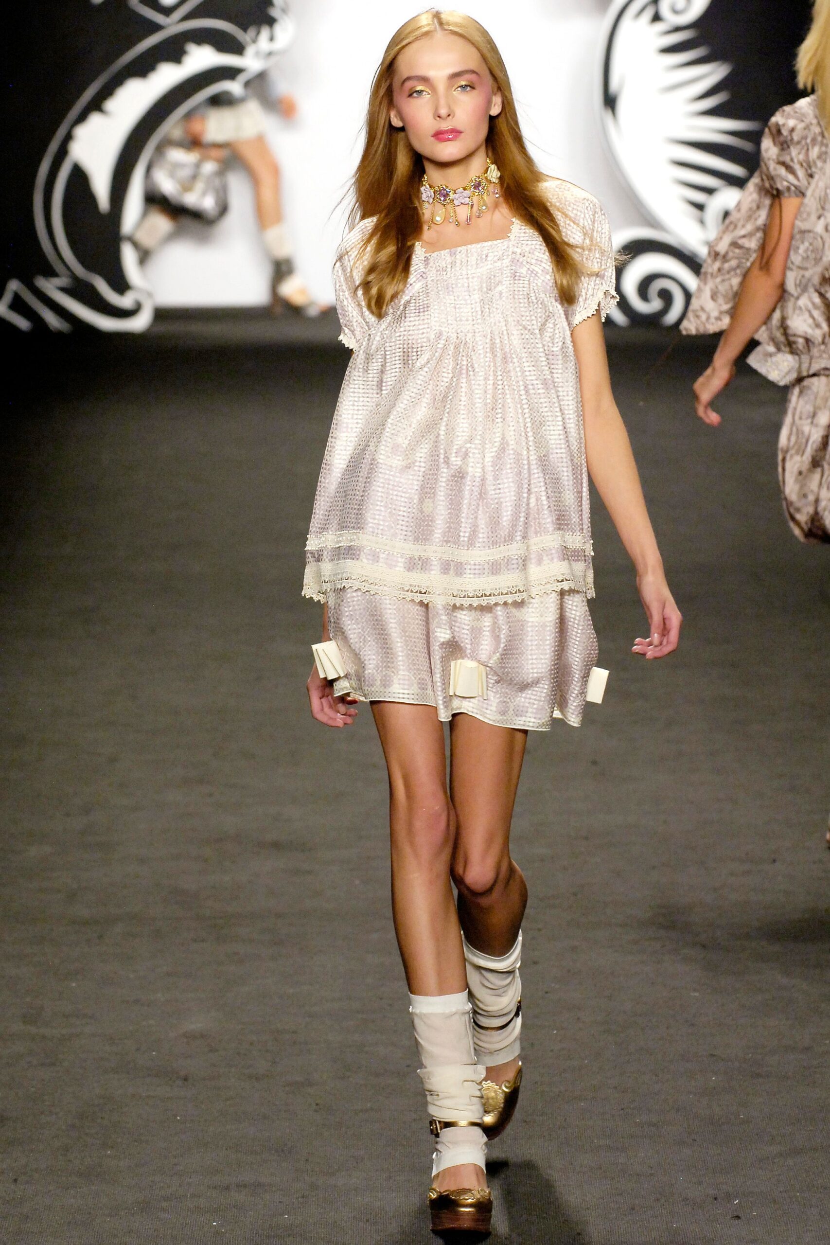 Anna Sui S/S 07 Look 98