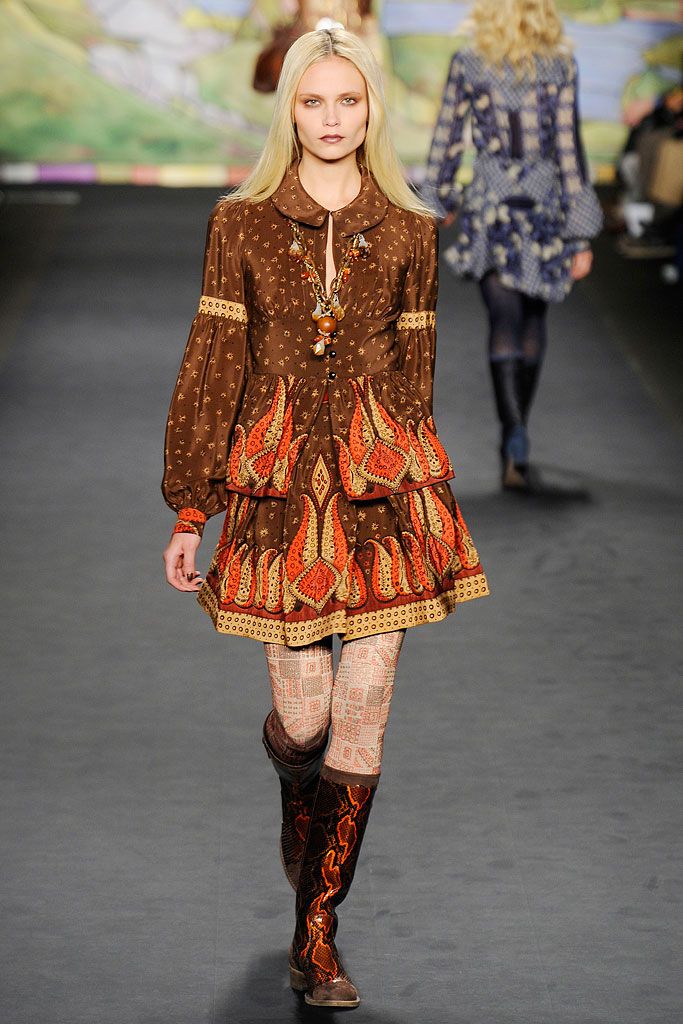 Anna Sui F/W 10 Look 100