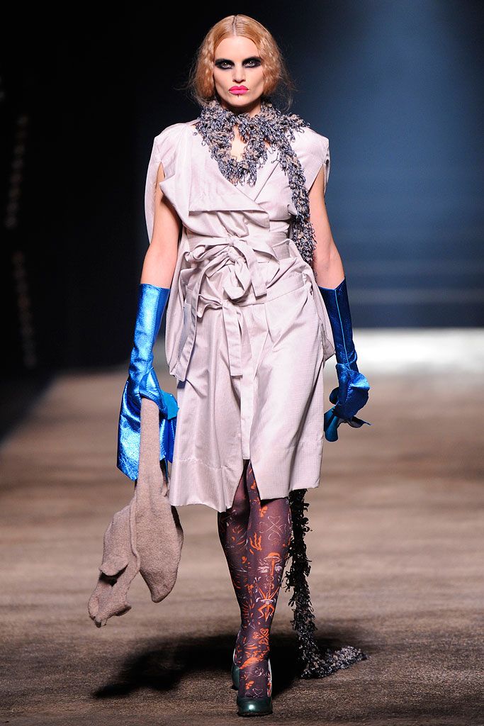 Andreas Kronthaler for Vivienne Westwood F/W 10 Look 195