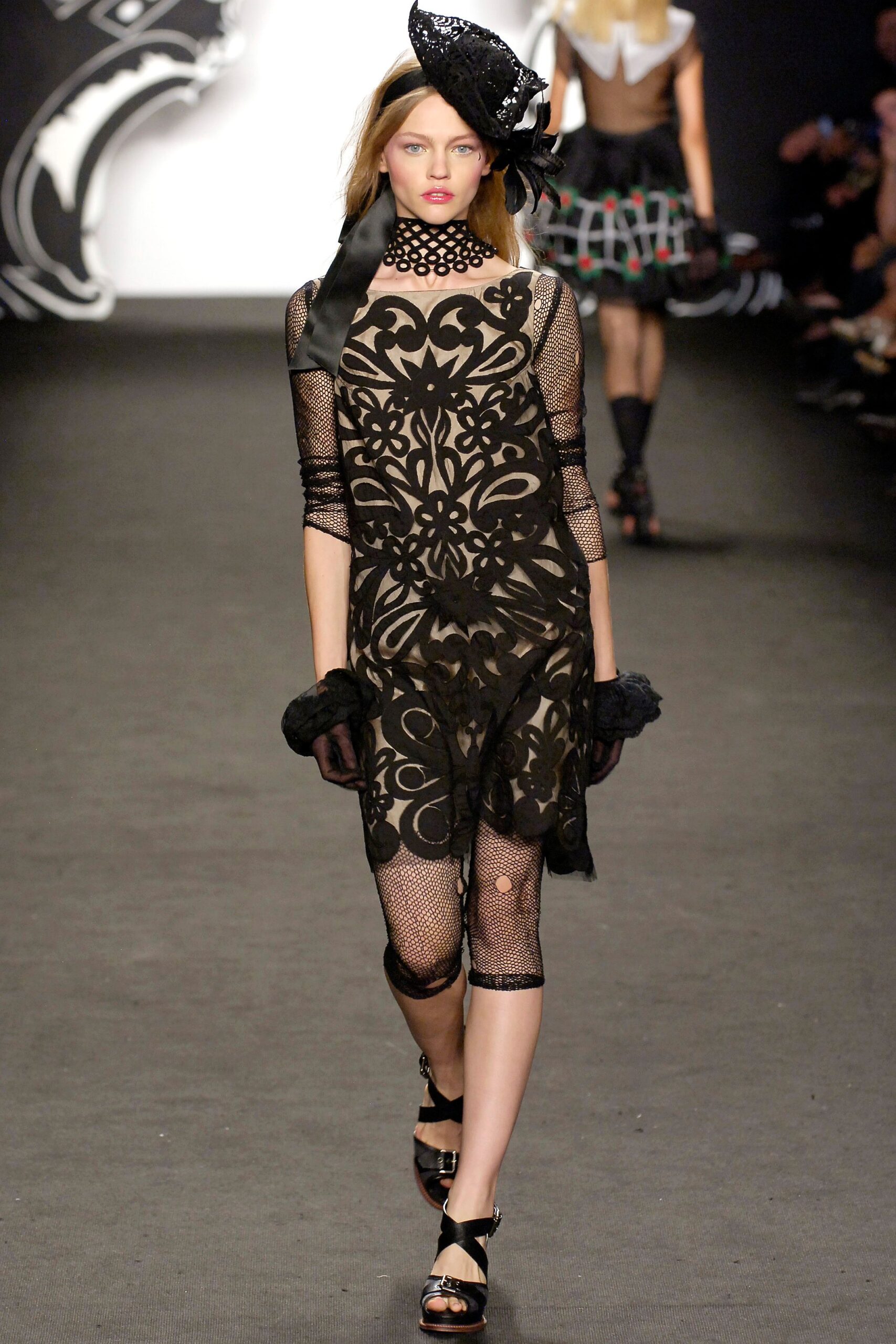 Anna Sui S/S 07 Look 346