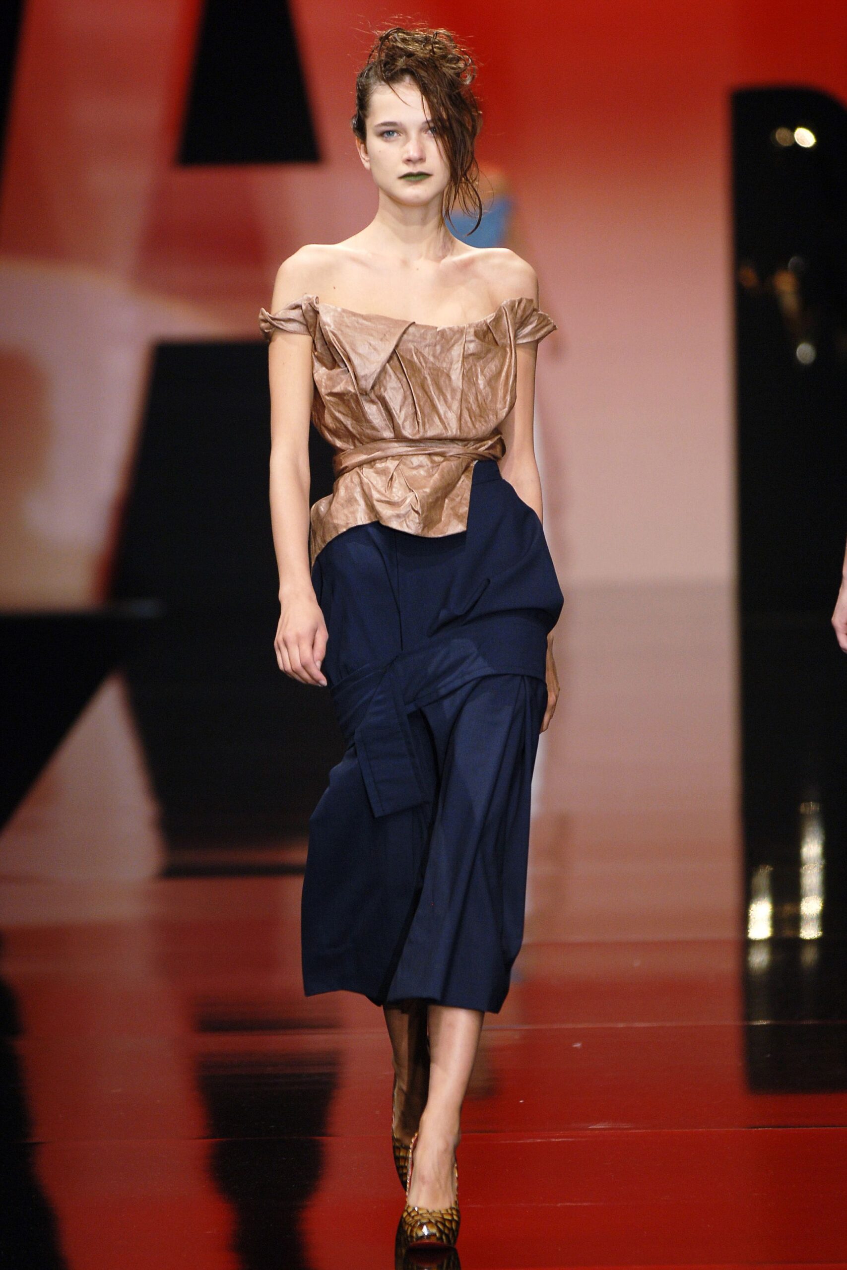 Andreas Kronthaler for Vivienne Westwood S/S 06 Look 476