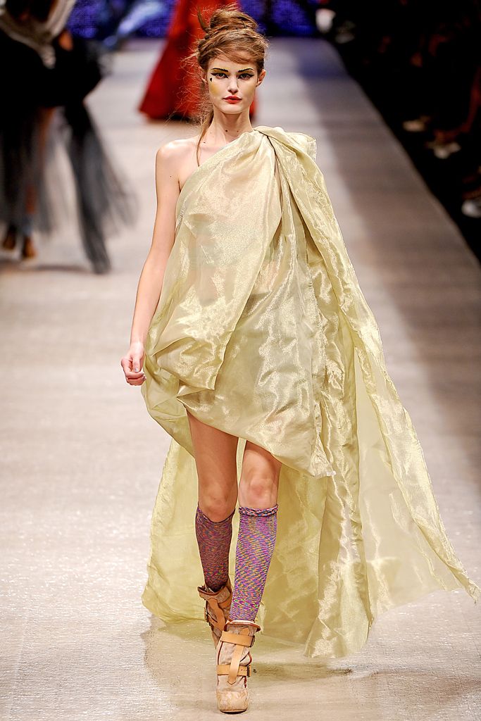 Andreas Kronthaler for Vivienne Westwood S/S 11 Look 291
