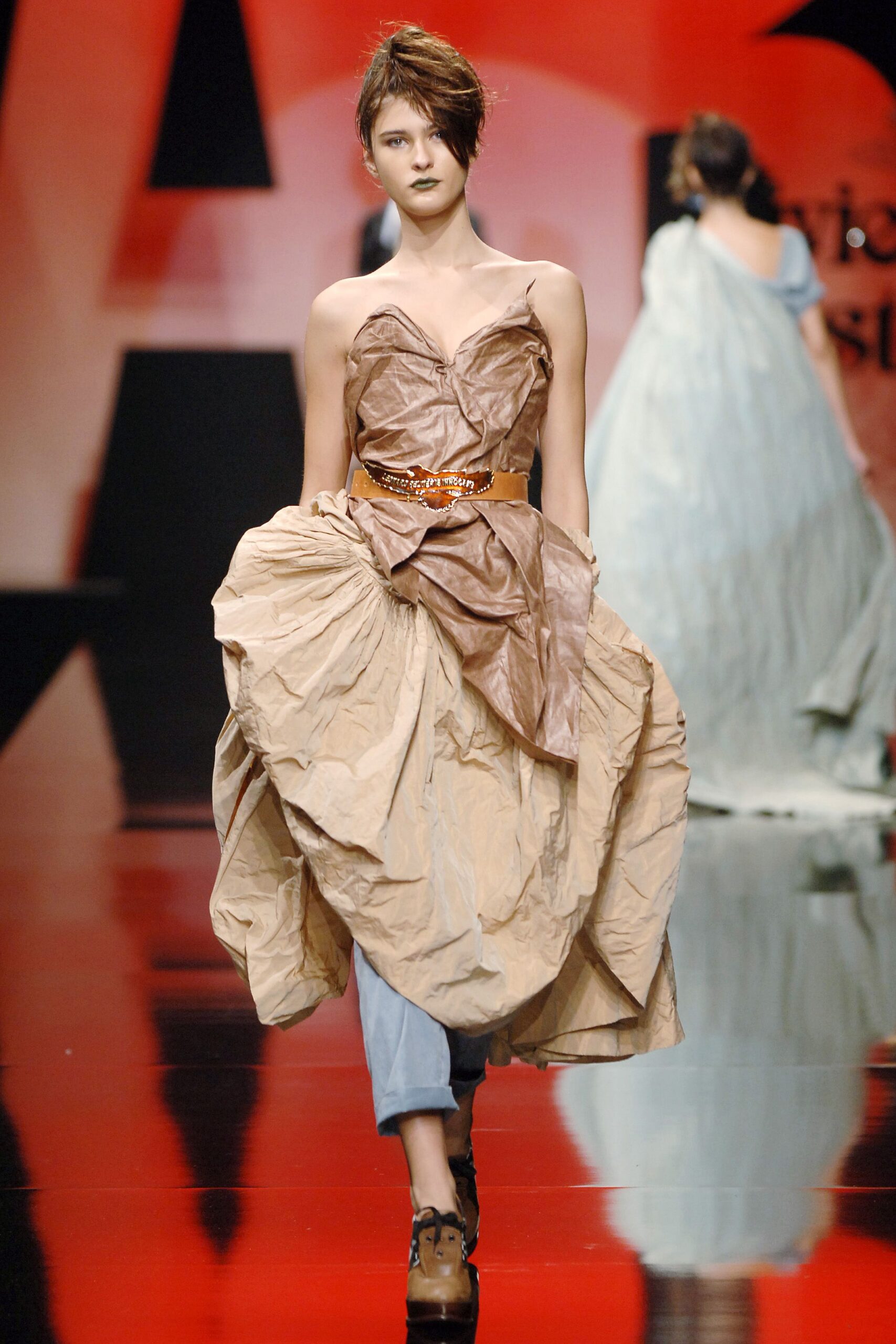 Andreas Kronthaler for Vivienne Westwood S/S 06 Look 539