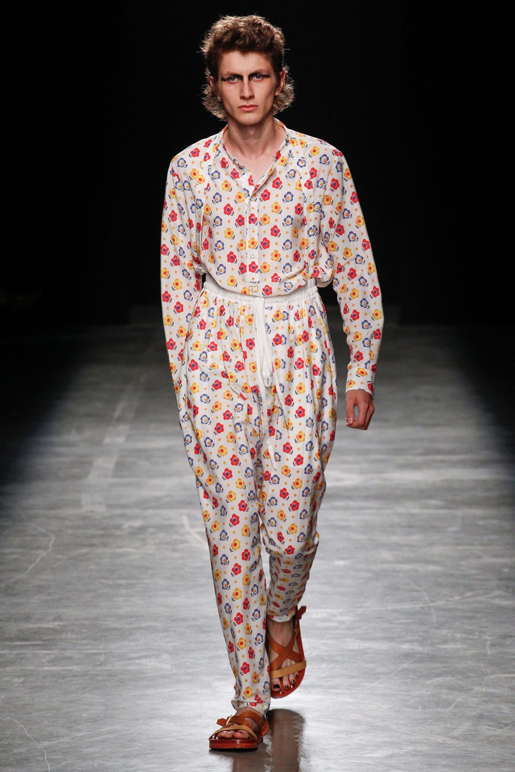 Andreas Kronthaler for Vivienne Westwood S/S 17 Look 28