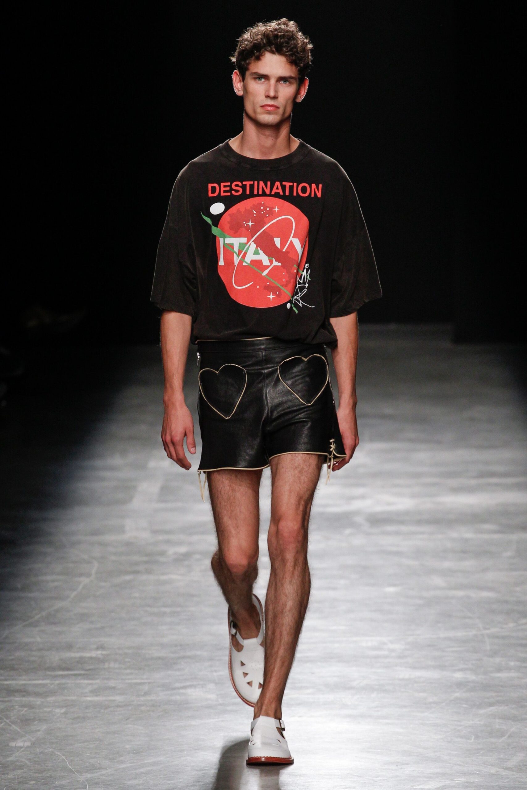 Andreas Kronthaler for Vivienne Westwood S/S 17 Look 80