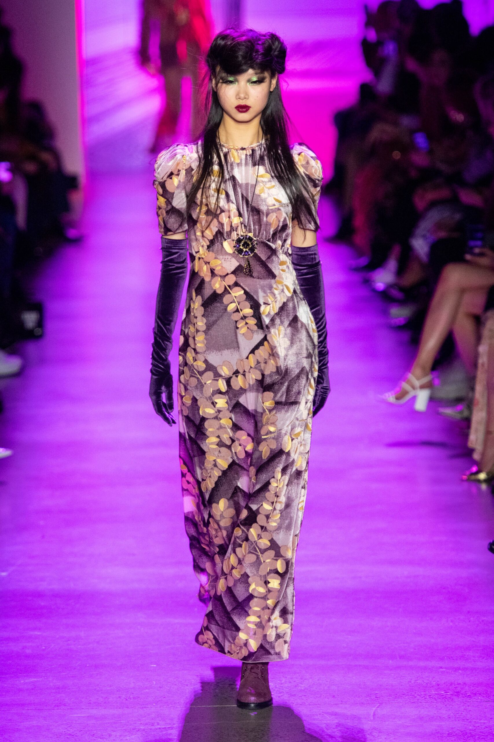 Anna Sui F/W 20 Look 319