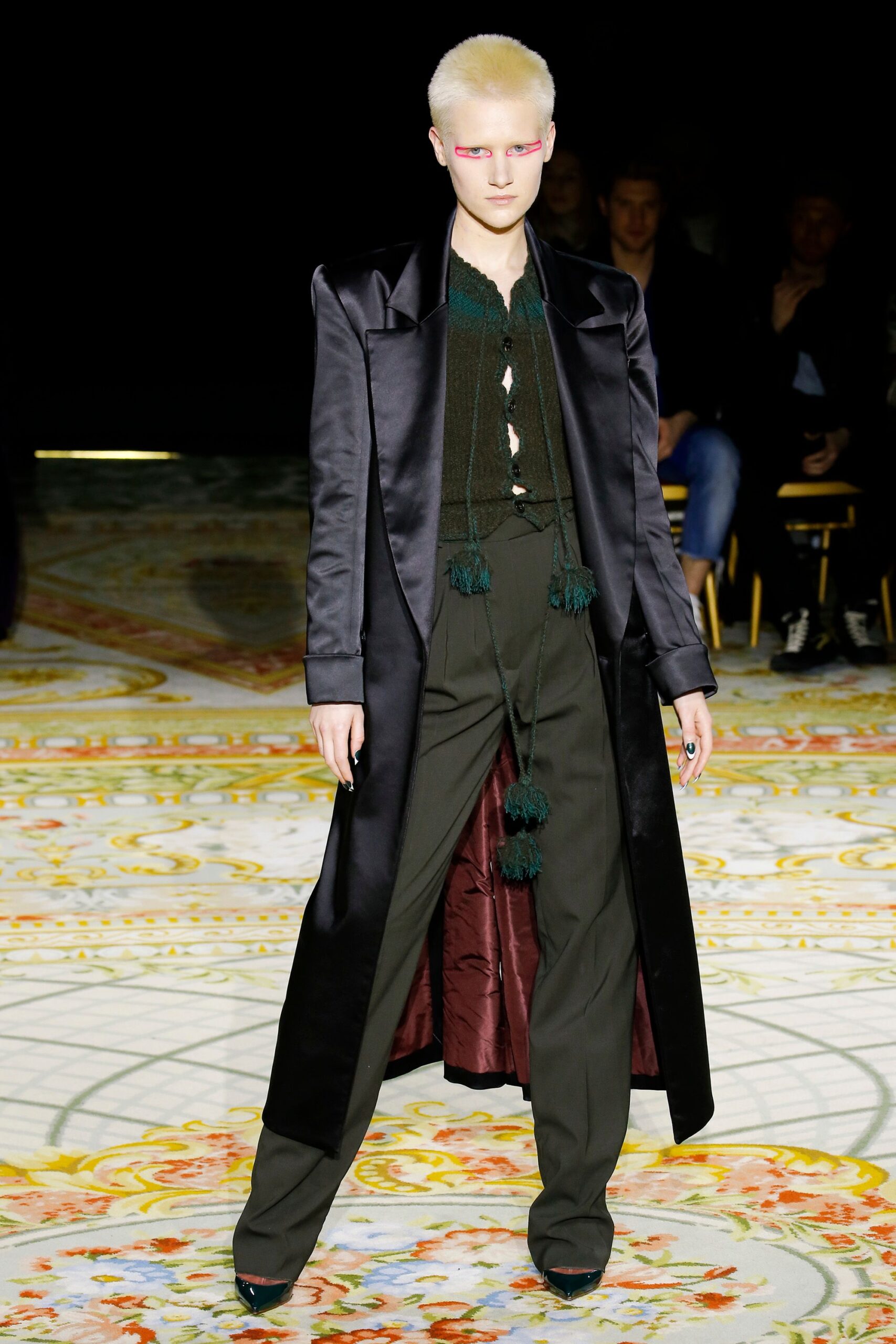 Andreas Kronthaler for Vivienne Westwood F/W 17 Look 435
