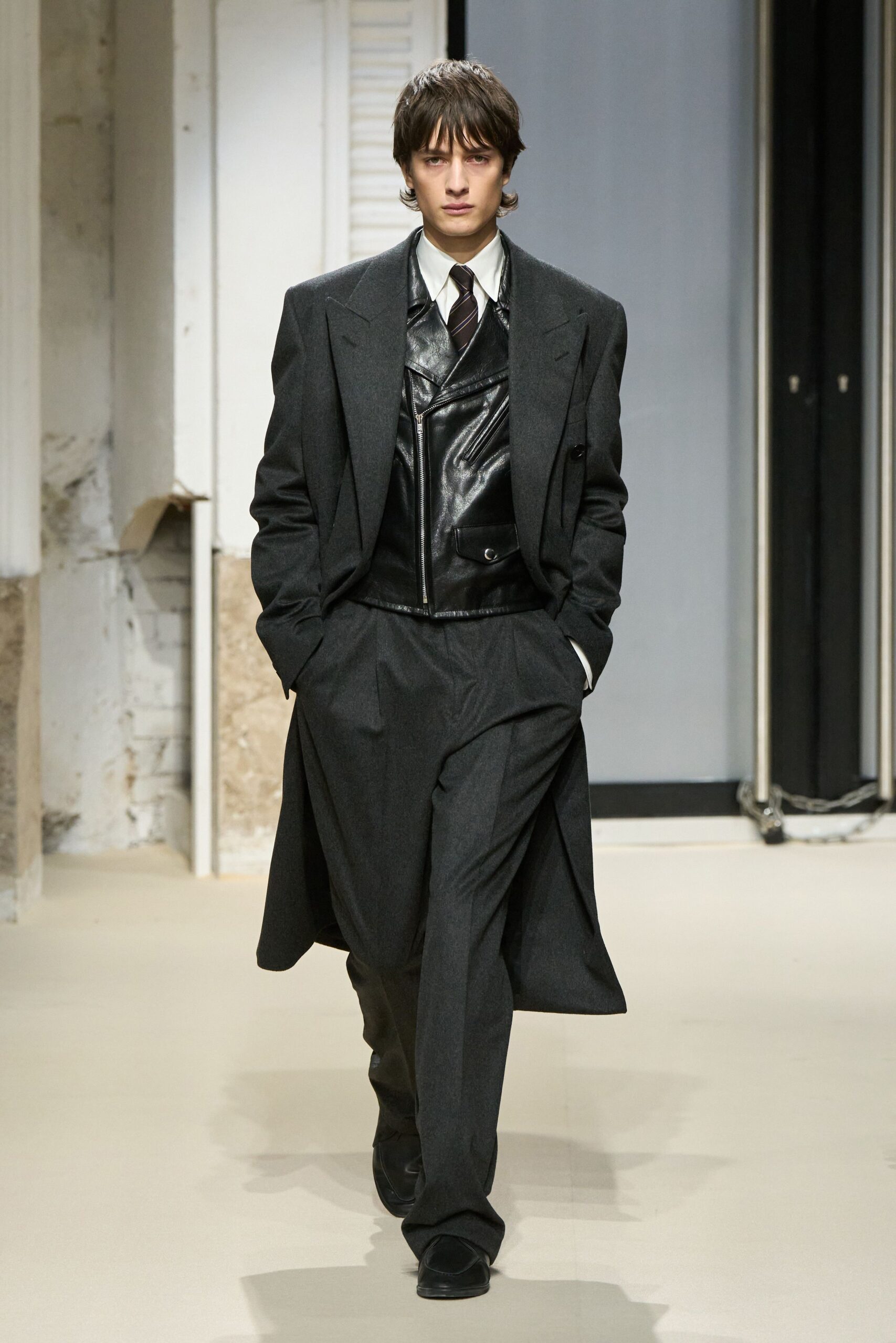 black wool long-sleeve collared structured buttoned maxi coat