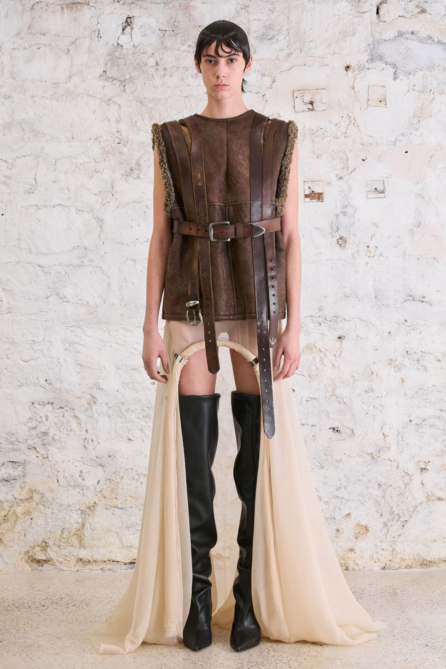 AZ Factory S/S 24 Couture Look 1