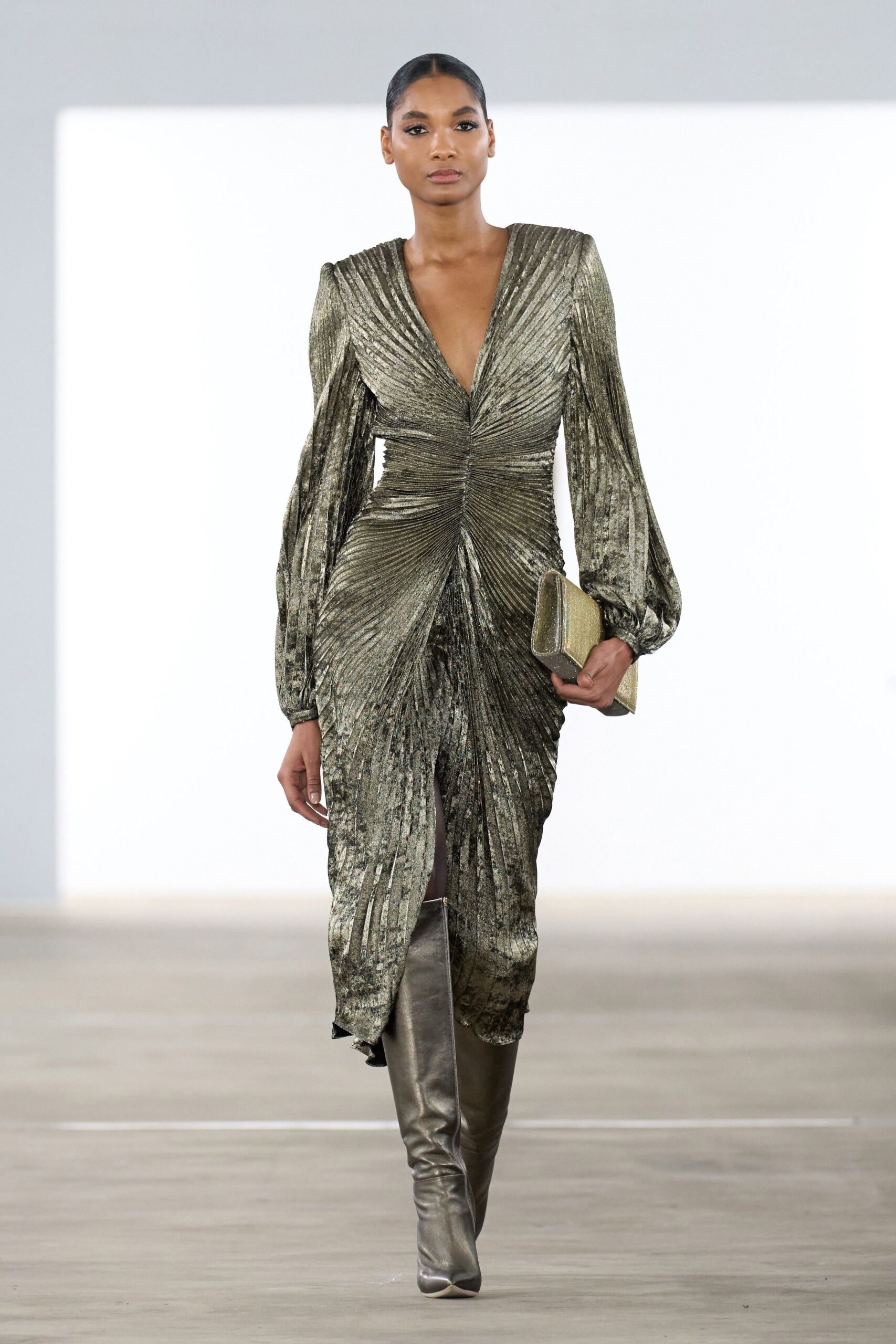 Badgley Mischka F/W 24 Look 4