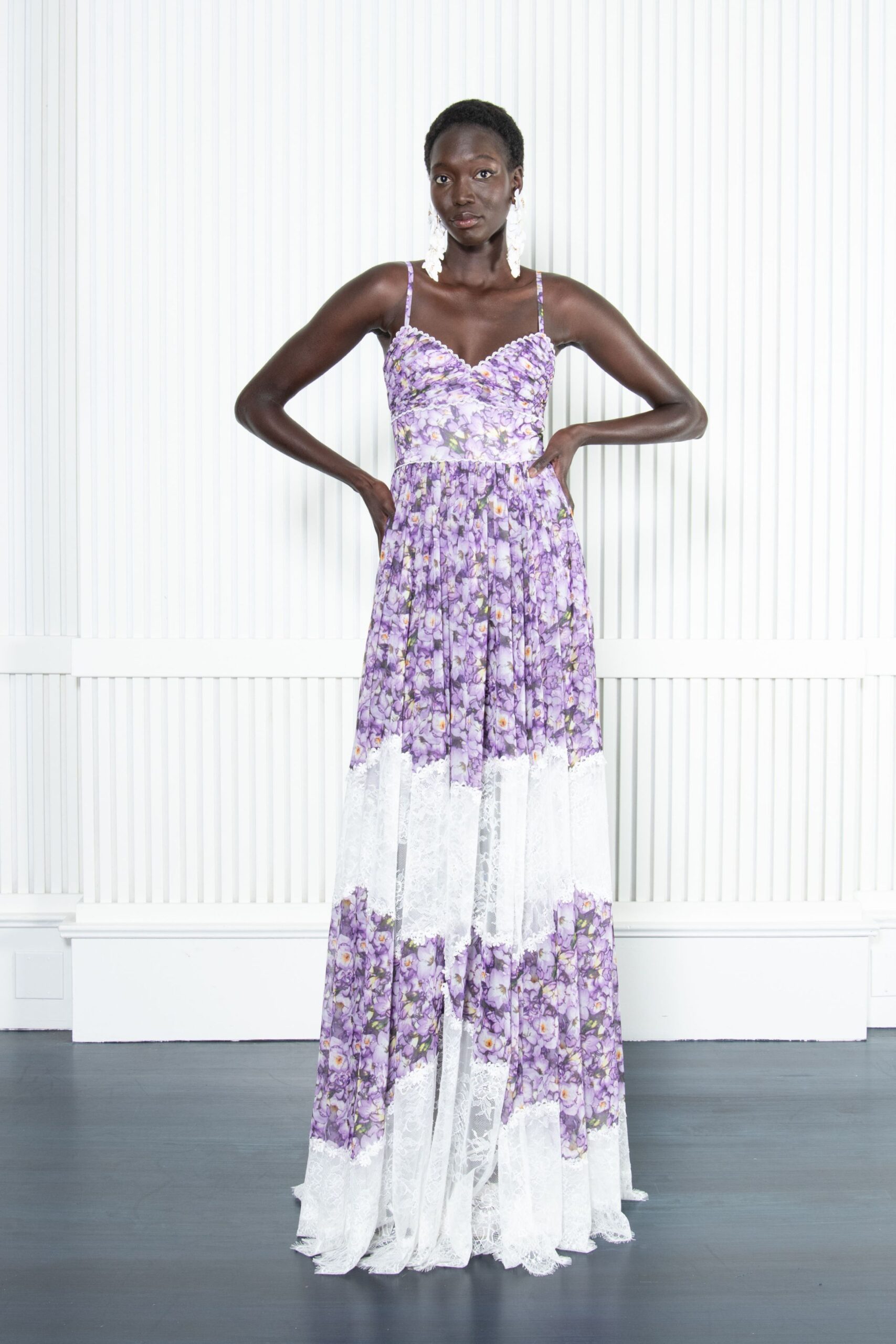 Badgley Mischka Spring 2025 Ready-to-Wear