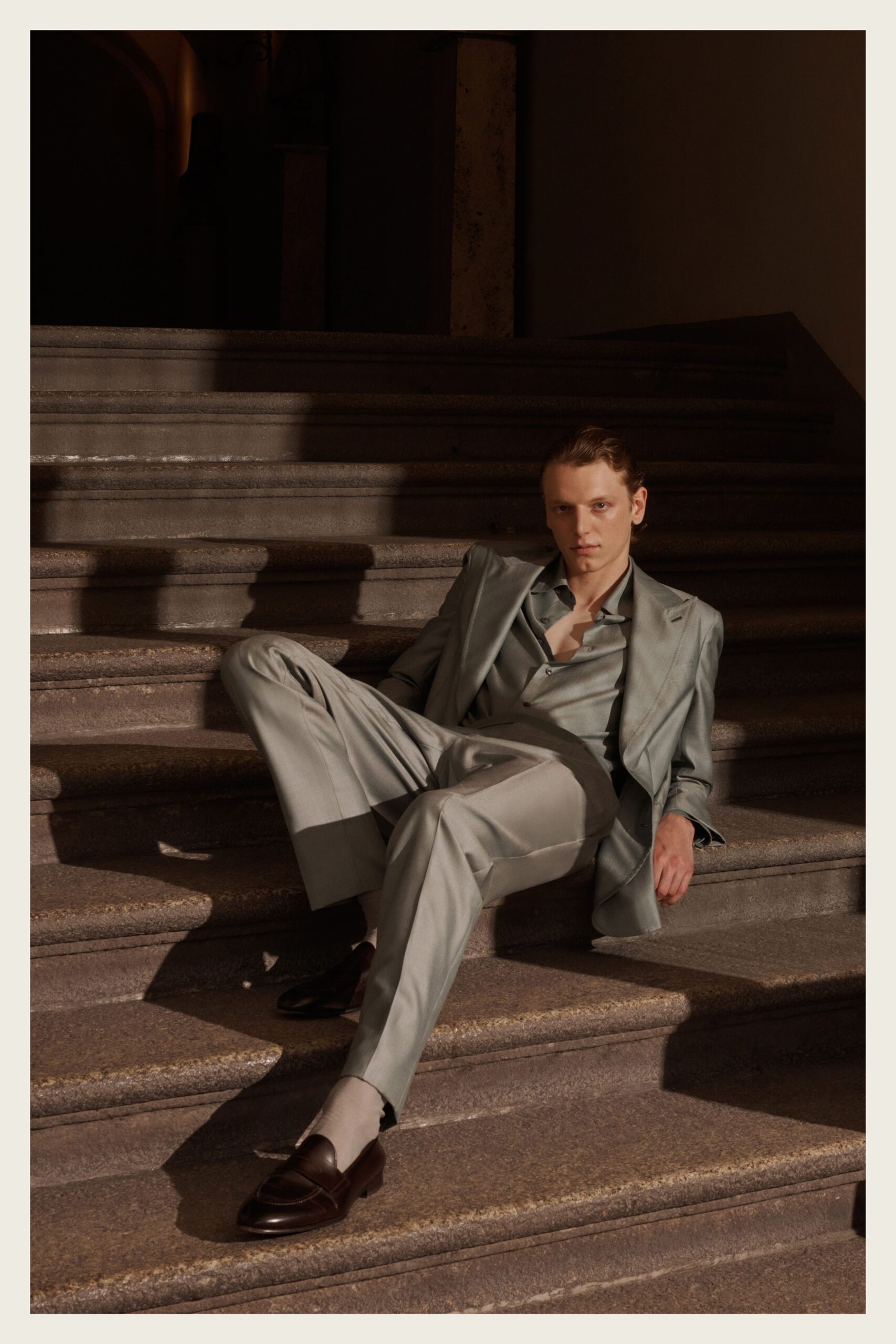 gray silk long-sleeve collared tailored structured textured suit