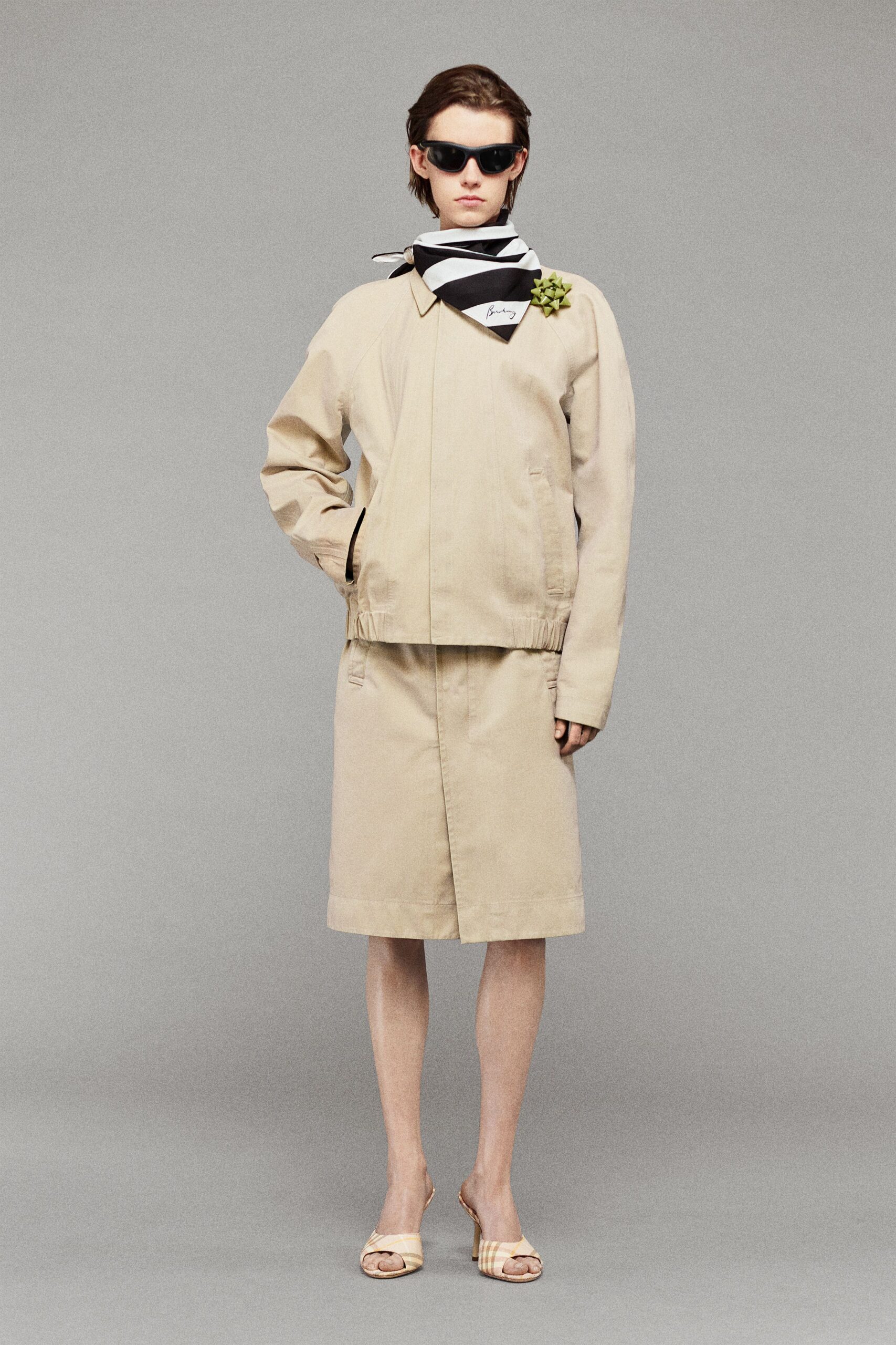 Burberry Resort 25 Look 6