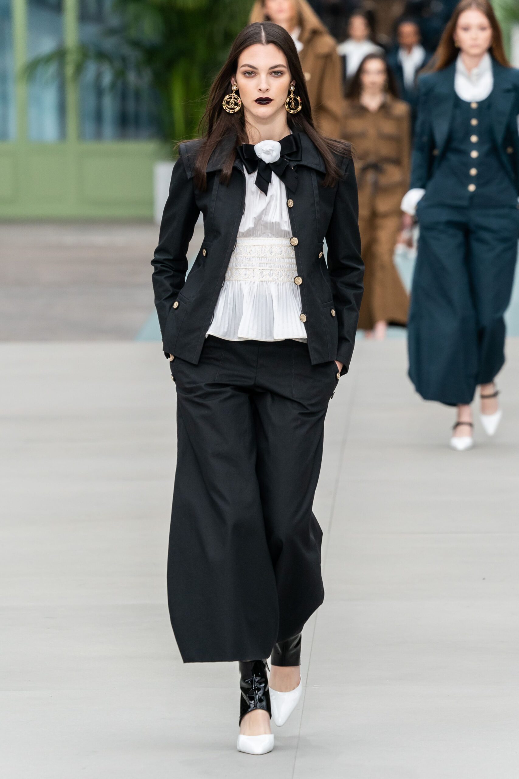 Chanel Resort 20 Look 25