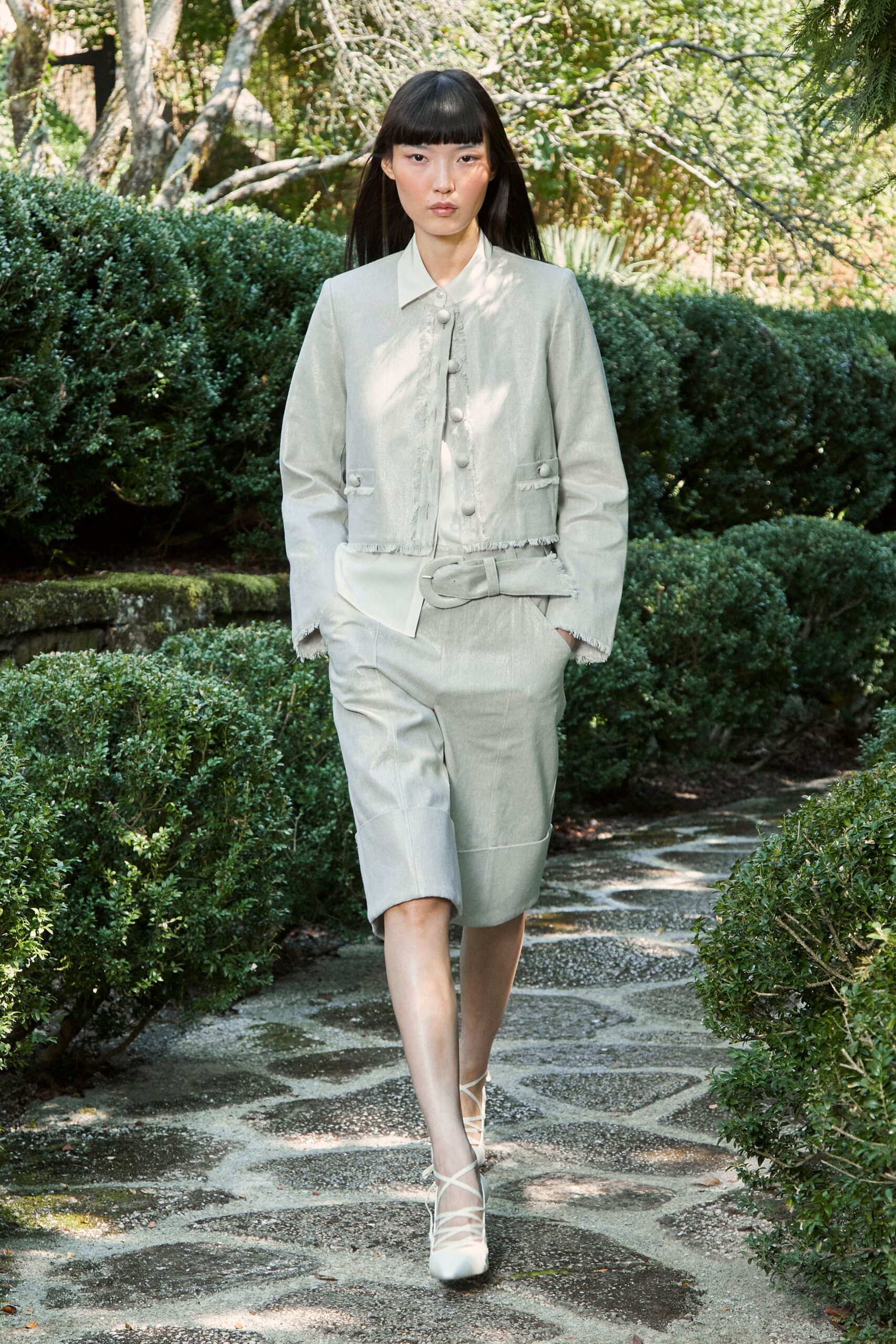 gray cotton long-sleeve collared tailored buttoned belted jacket