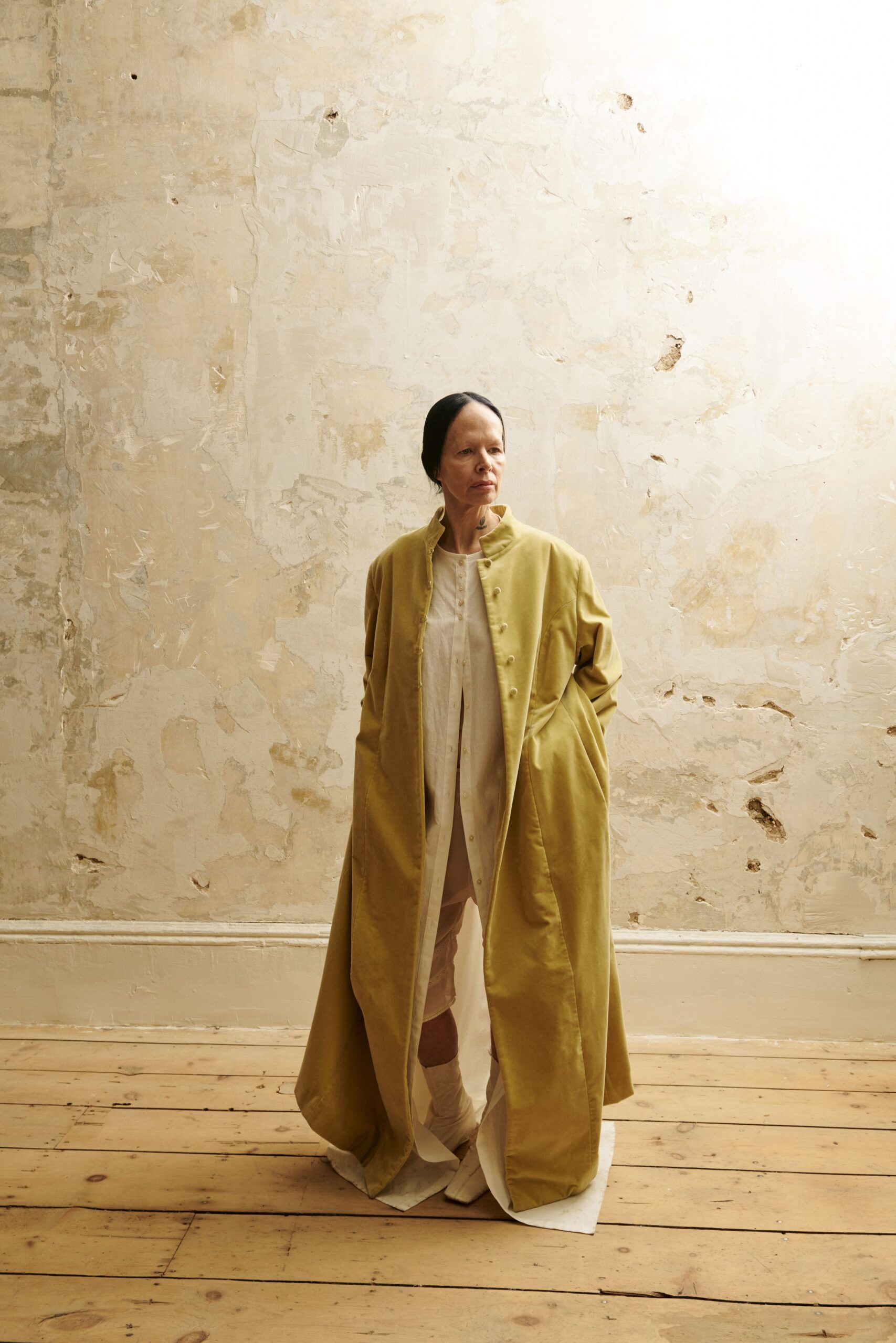 yellow cotton long-sleeve collared relaxed draped maxi coat