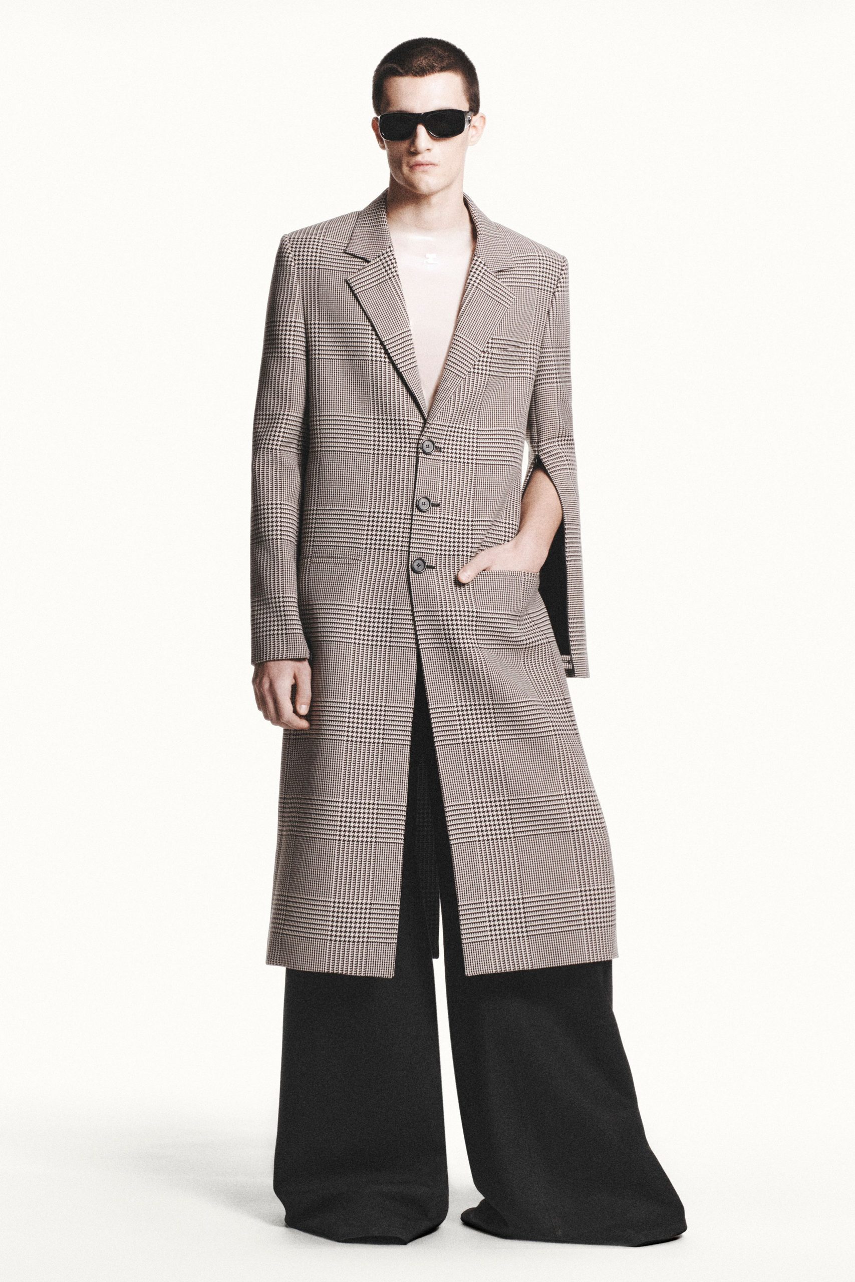 Courrèges F/W 24 Look 1