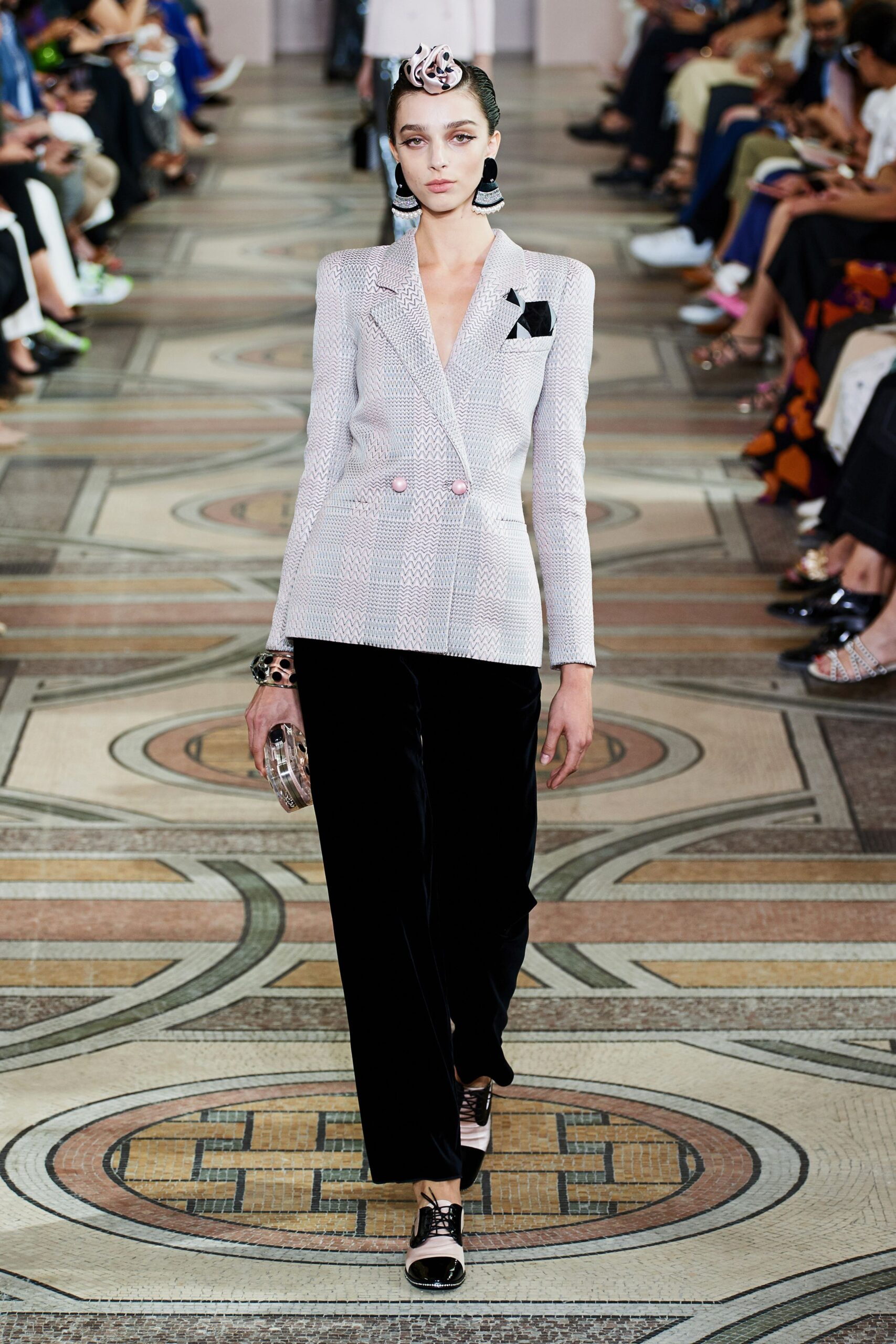 Armani Privé F/W 19 Couture Look 105