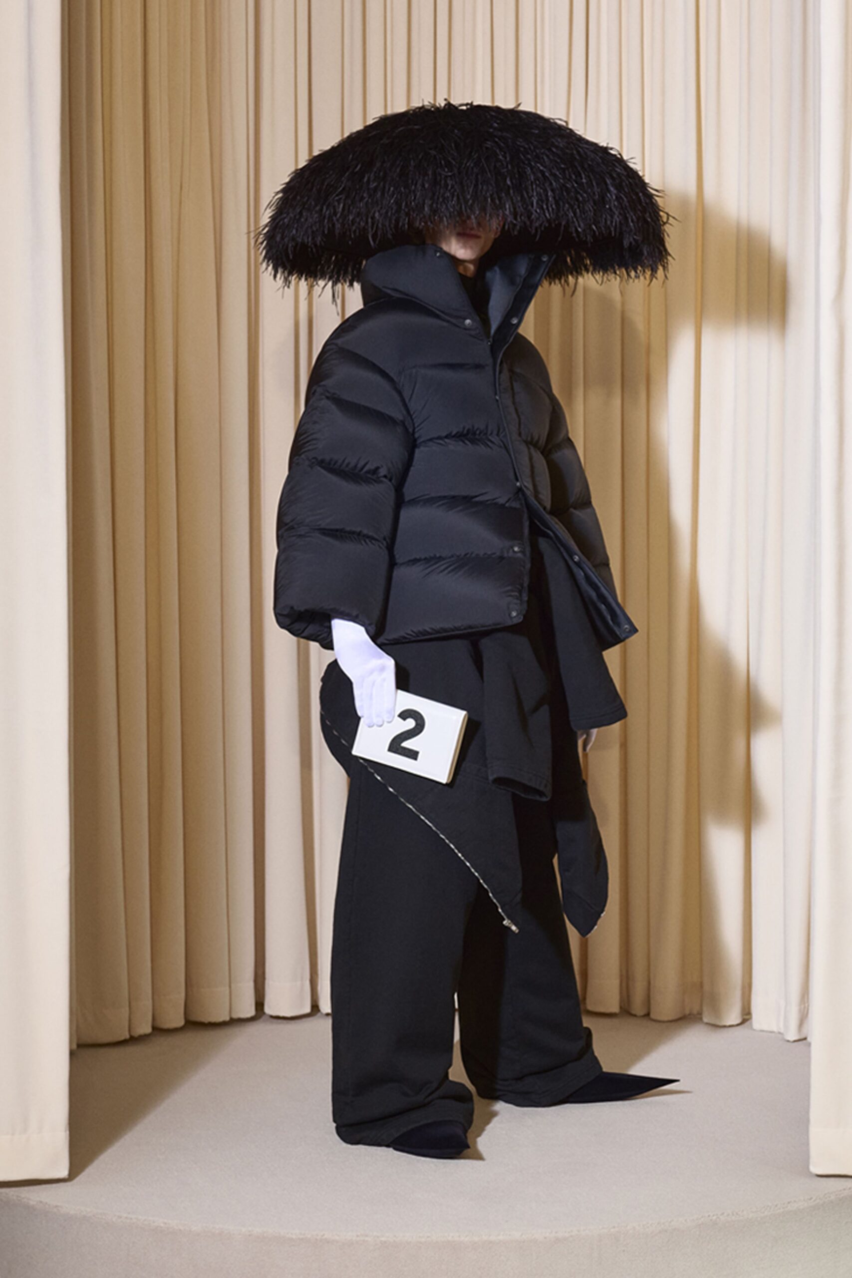 Balenciaga F/W 24 Couture Look 8