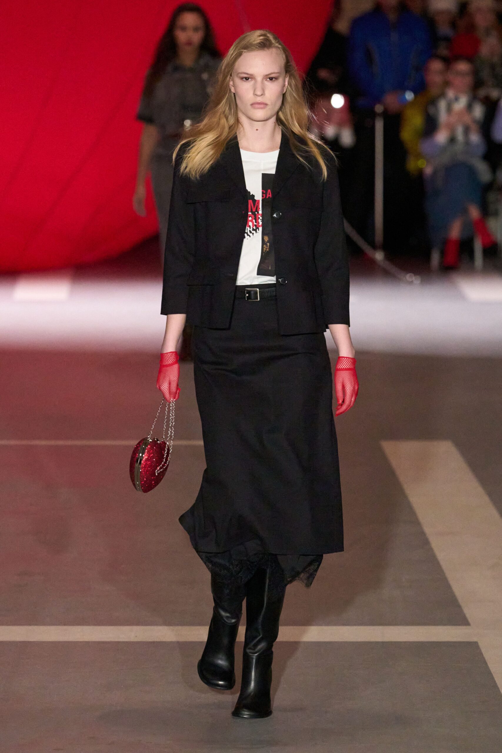 black blazer white t-shirt black skirt