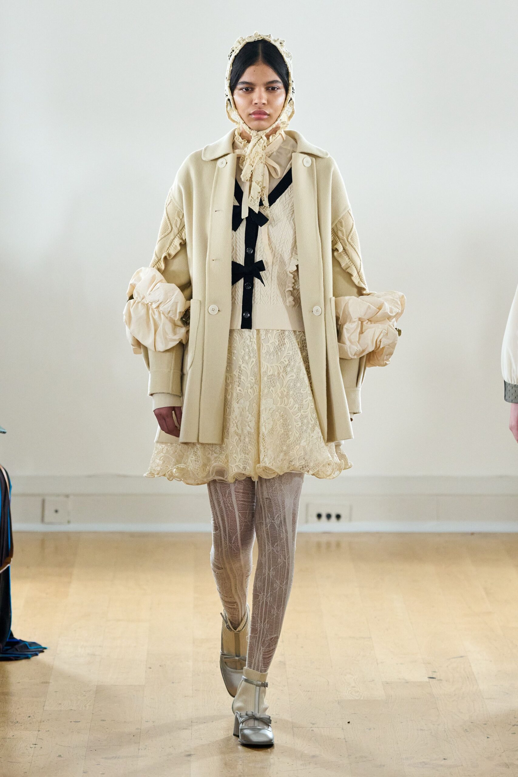 Bora Aksu F/W 24 Look 10