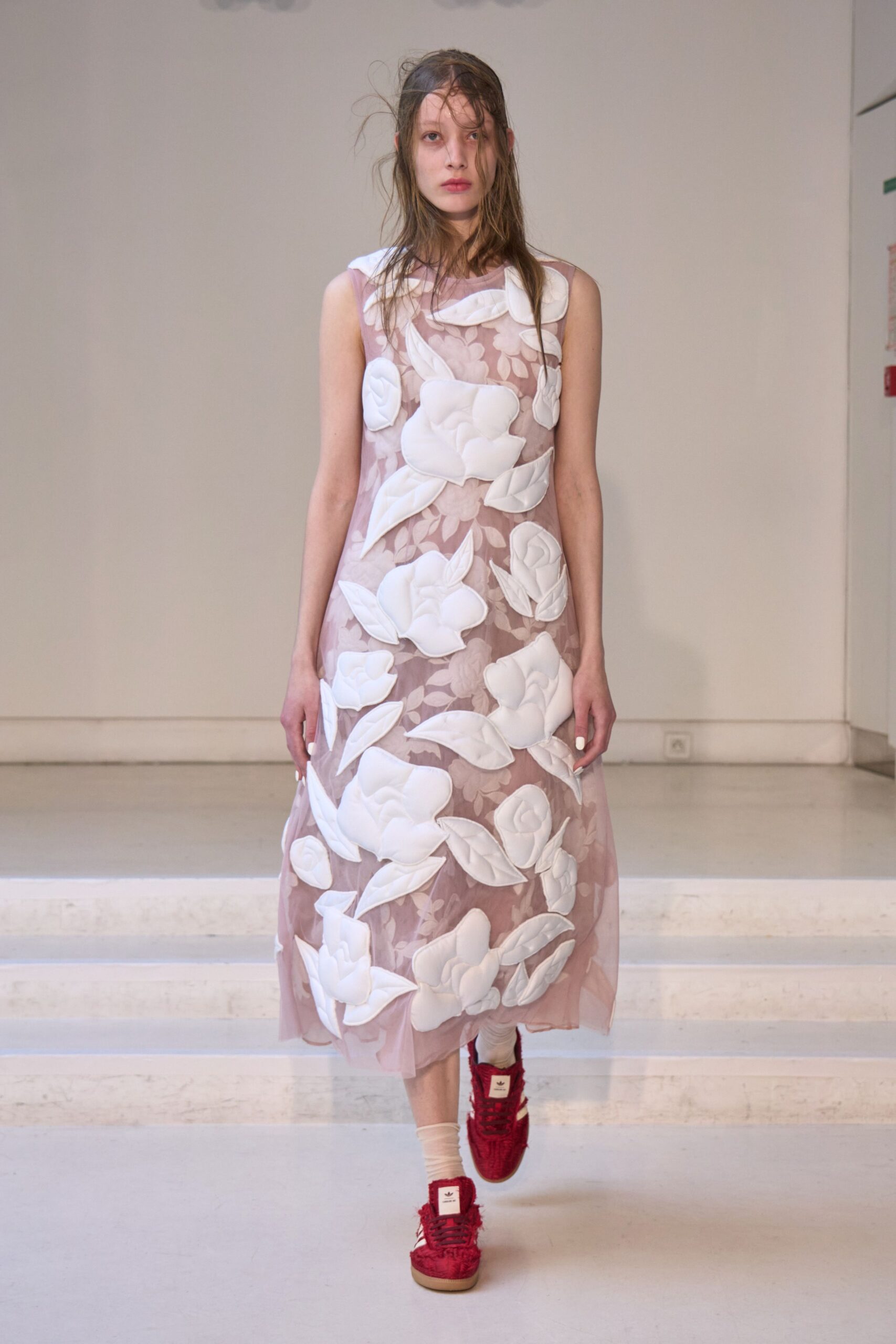 pink floral midi dress with red shoes