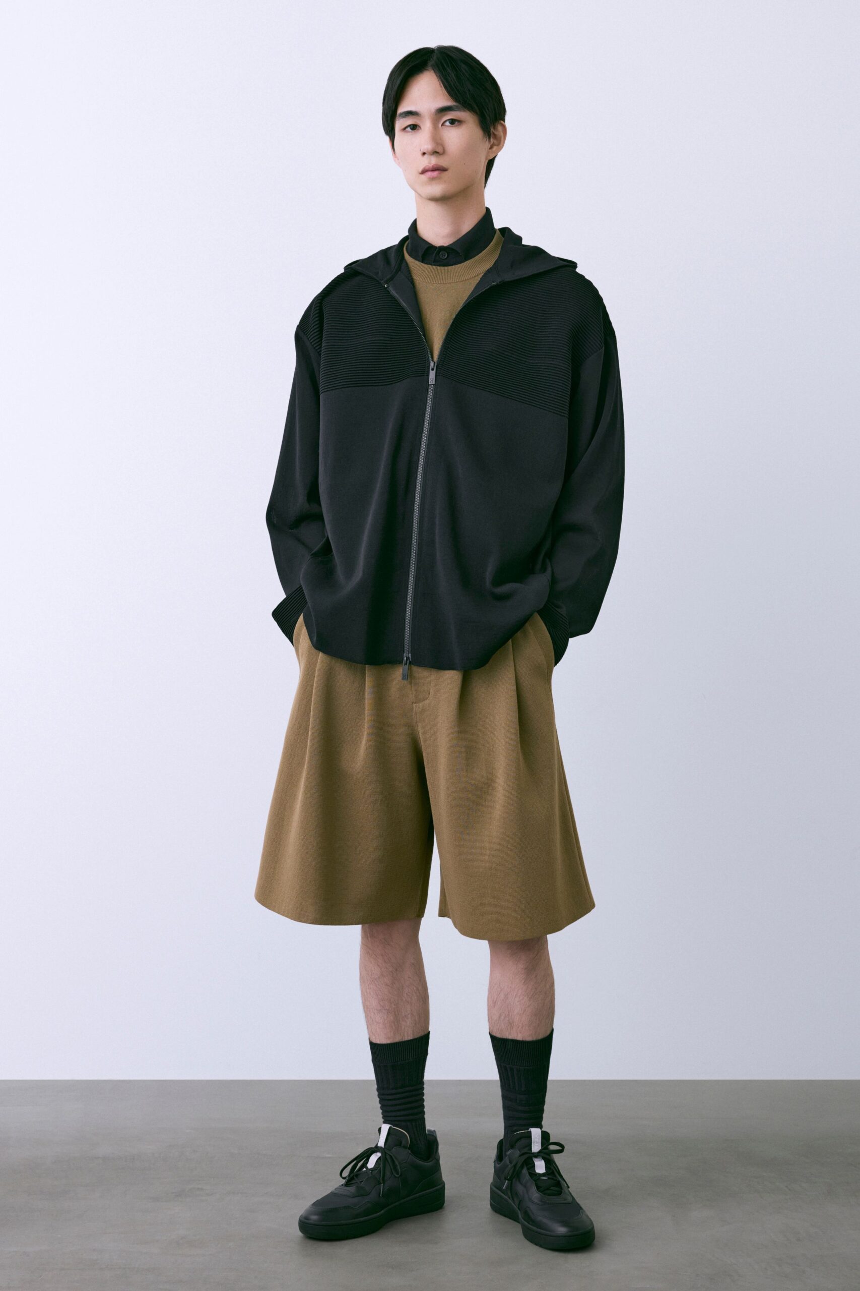 beige wool relaxed wide-leg textured short shorts
