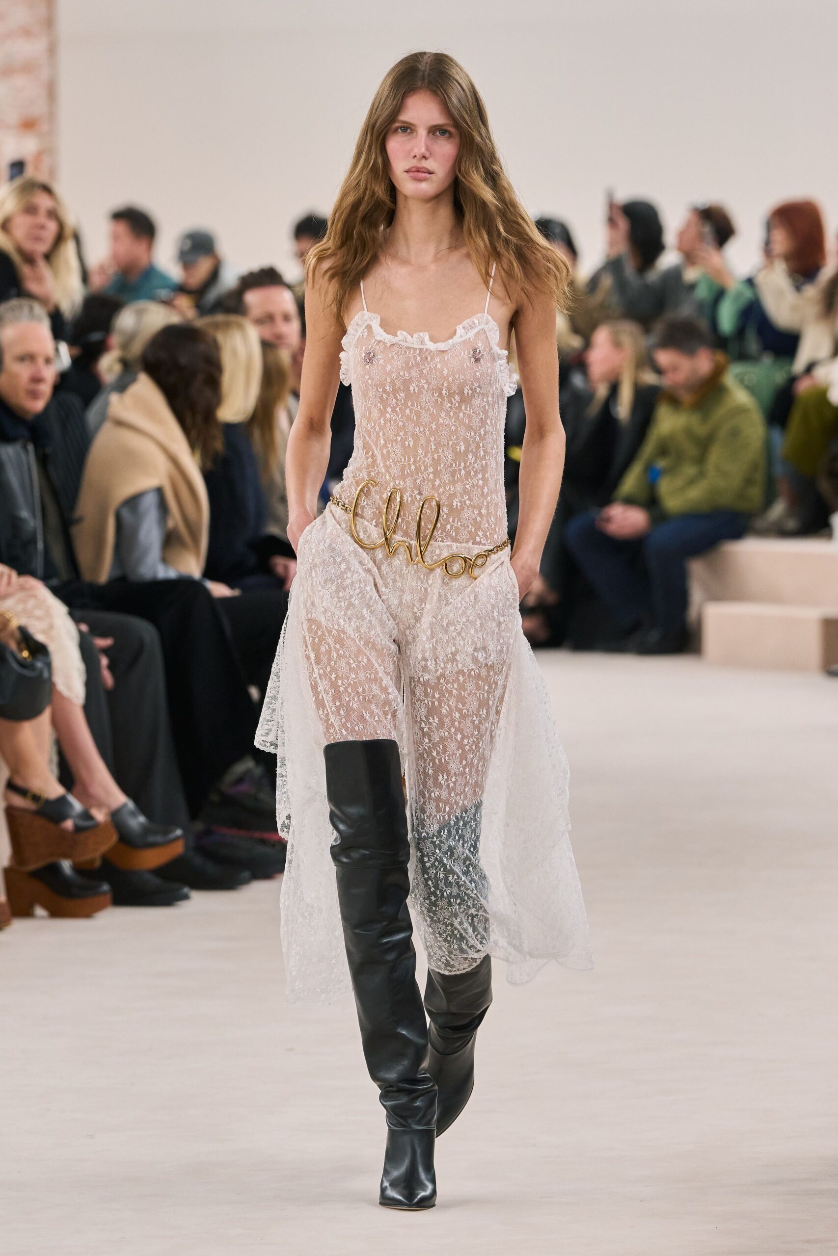 Chloé F/W 24 Look 25
