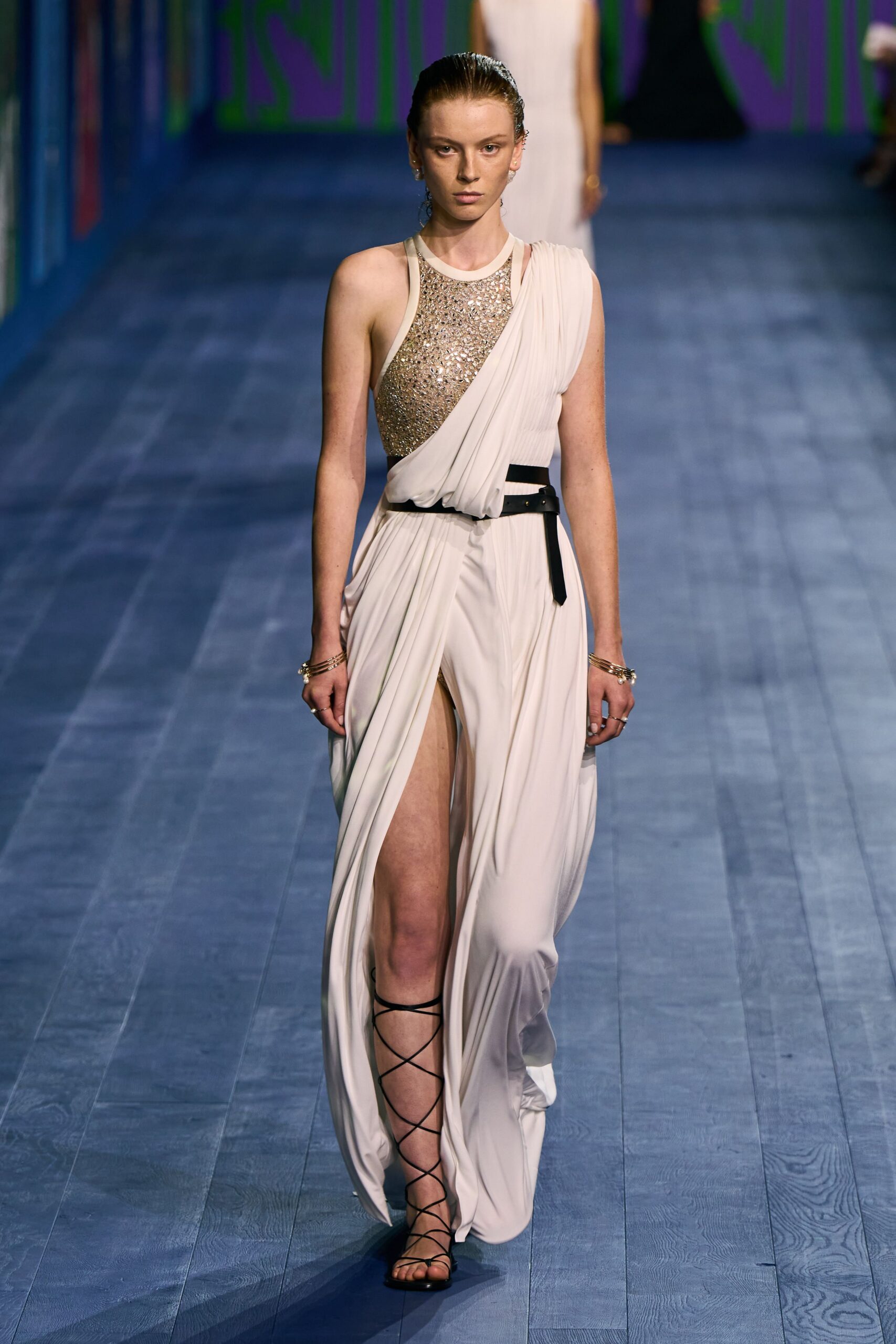 Christian Dior F/W 24 Couture Look 16