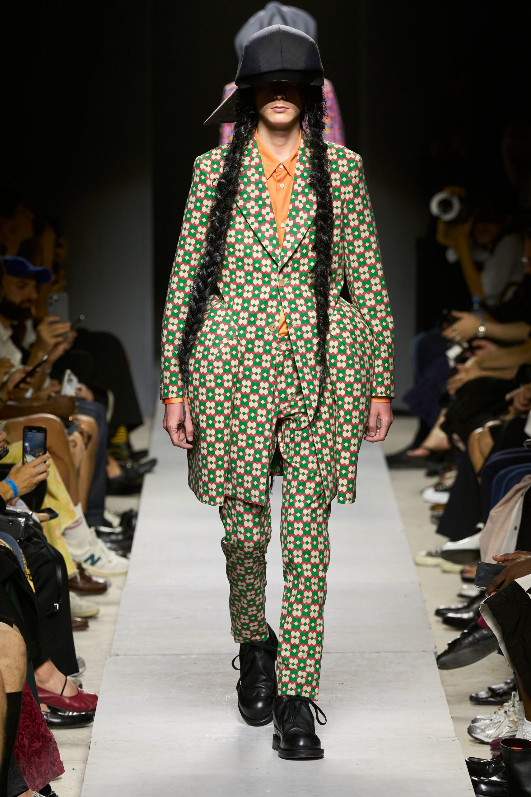 green cotton long-sleeve collared fitted printed suit