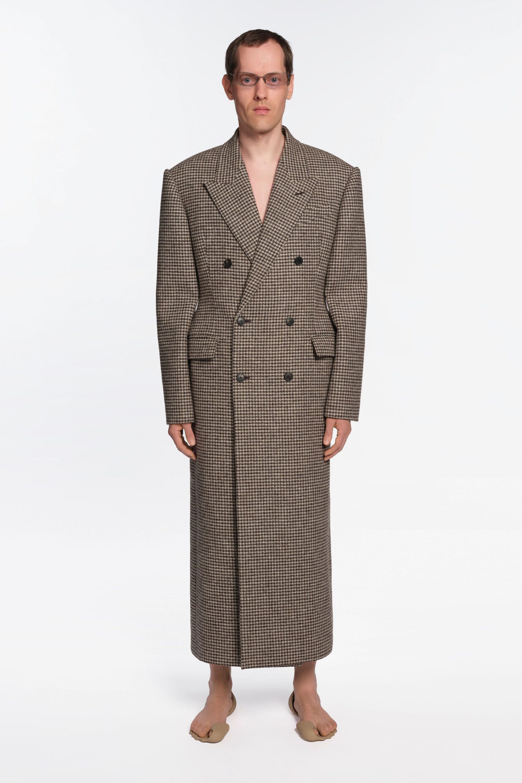 brown wool long-sleeve double-breasted structured checked buttoned coat