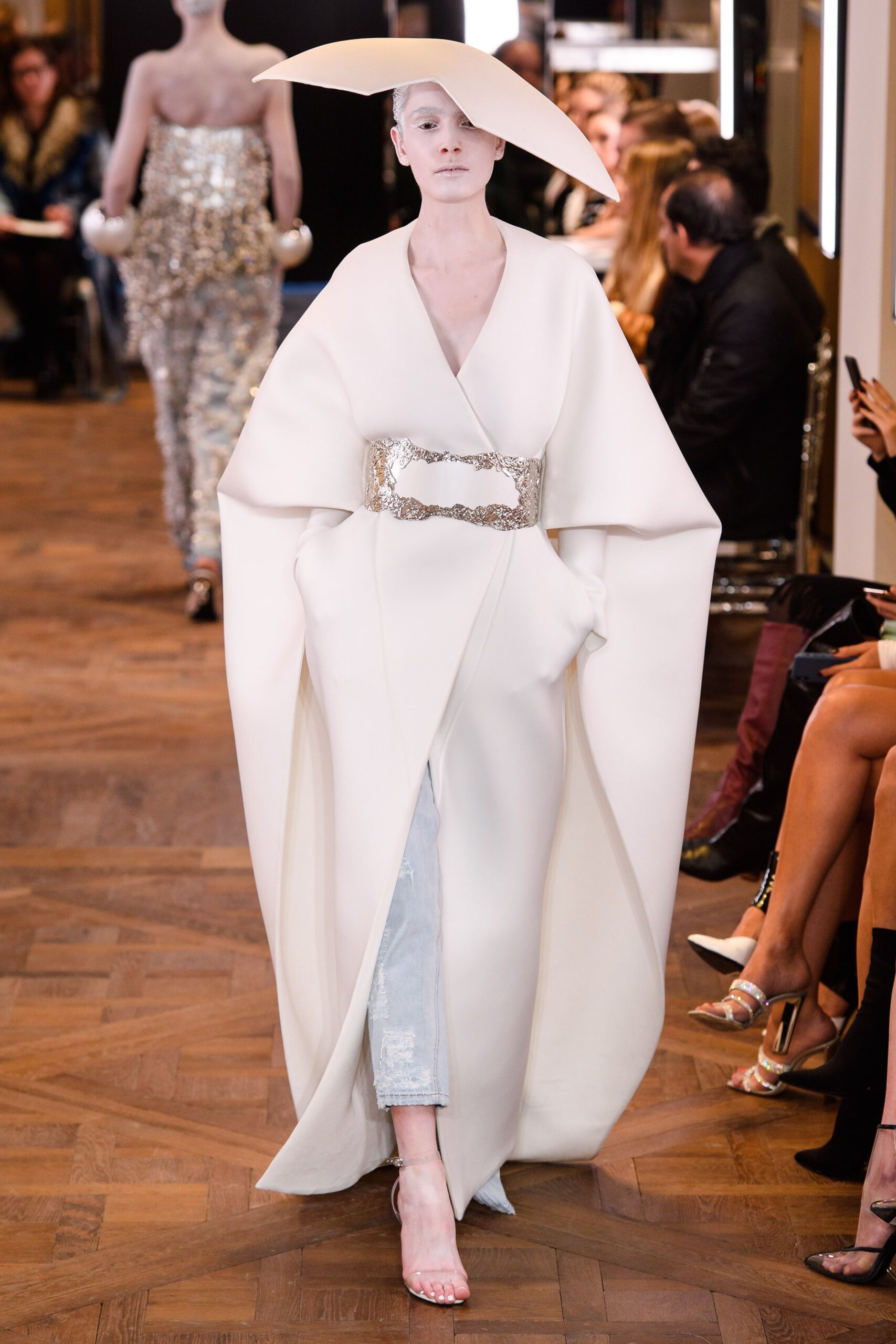 Balmain S/S 19 Couture Look 55