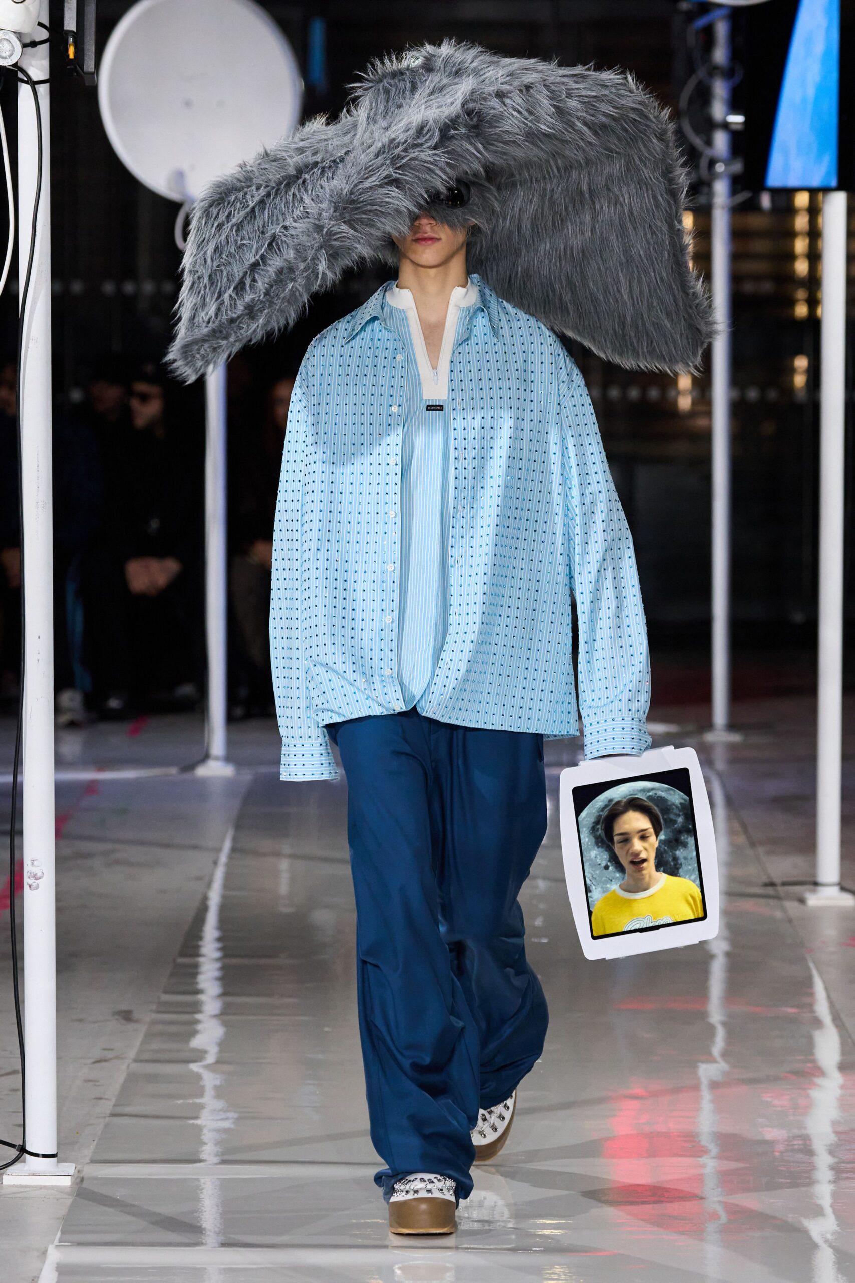 Bluemarble F/W 24 Menswear Look 21