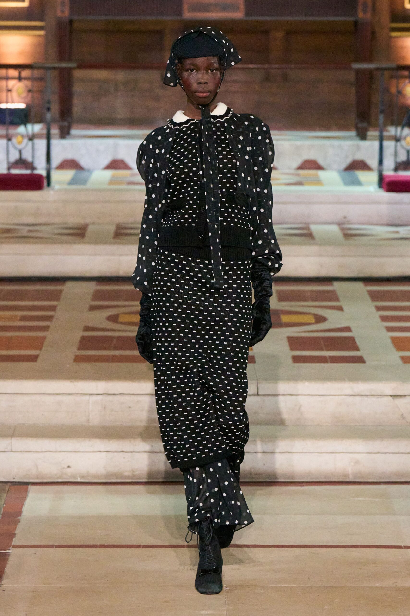 black and white polka-dot outfit