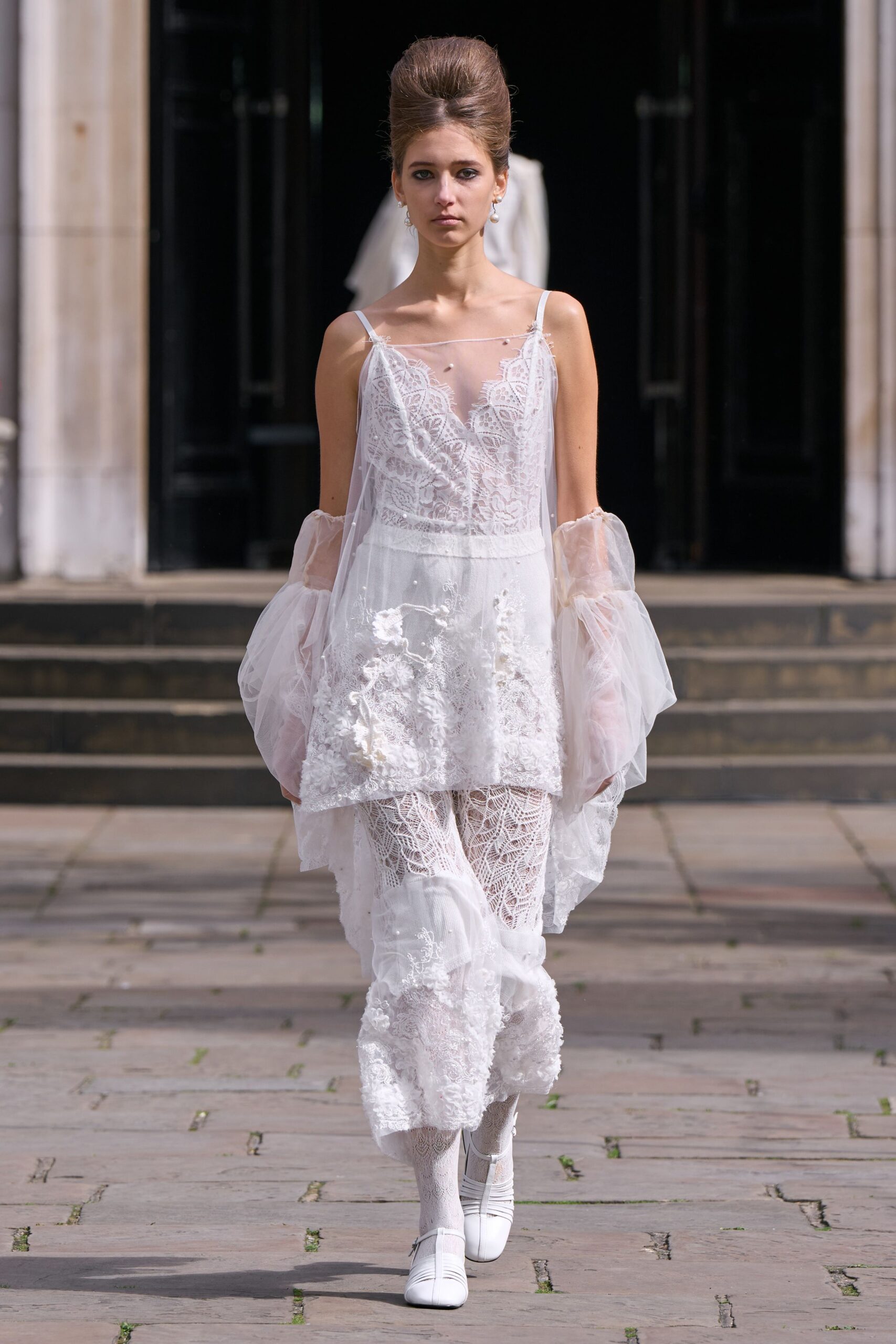 white lace sleeveless v-neck fitted layered embroidered dress