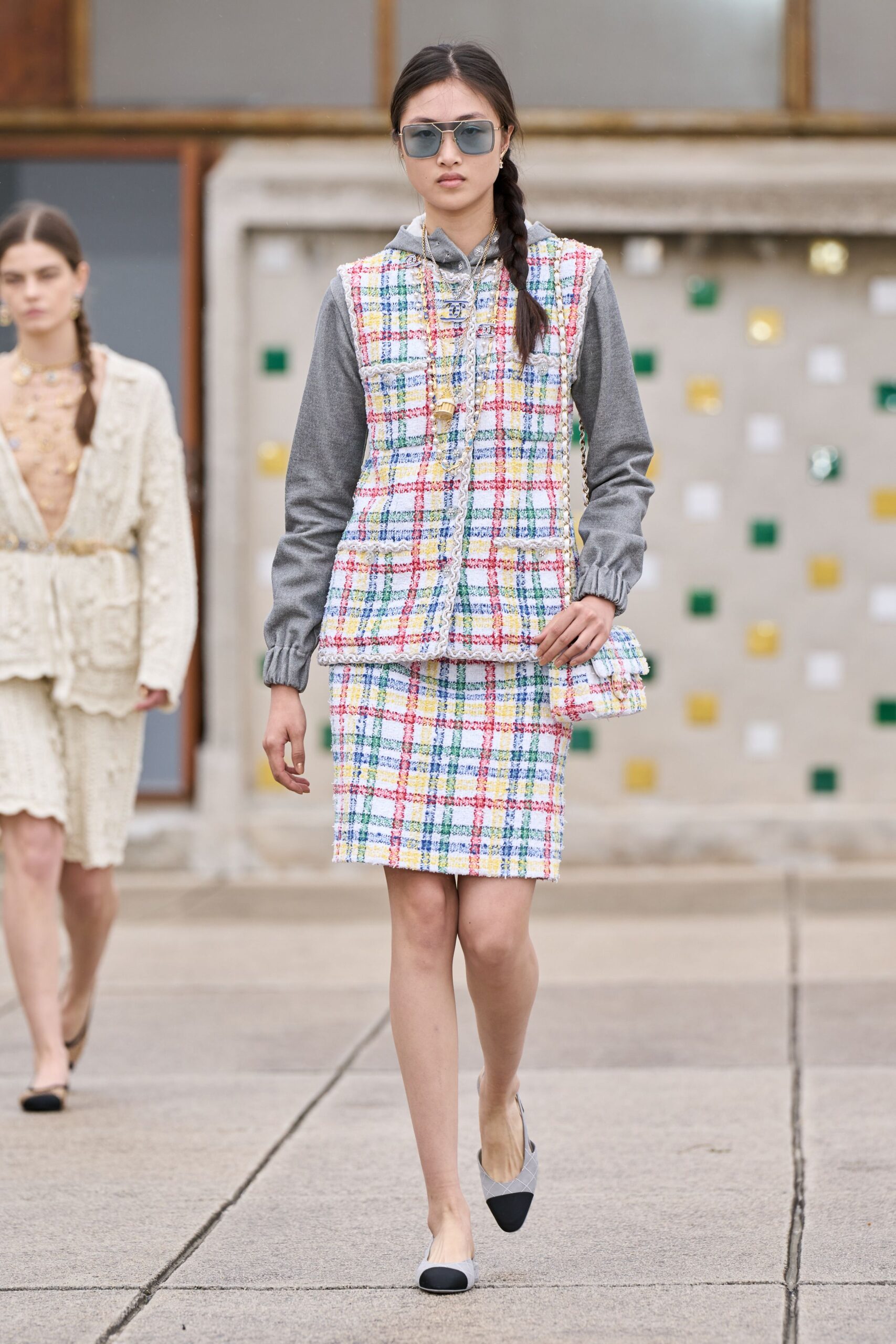multi tweed long-sleeve collared fitted buttoned zippered jacket