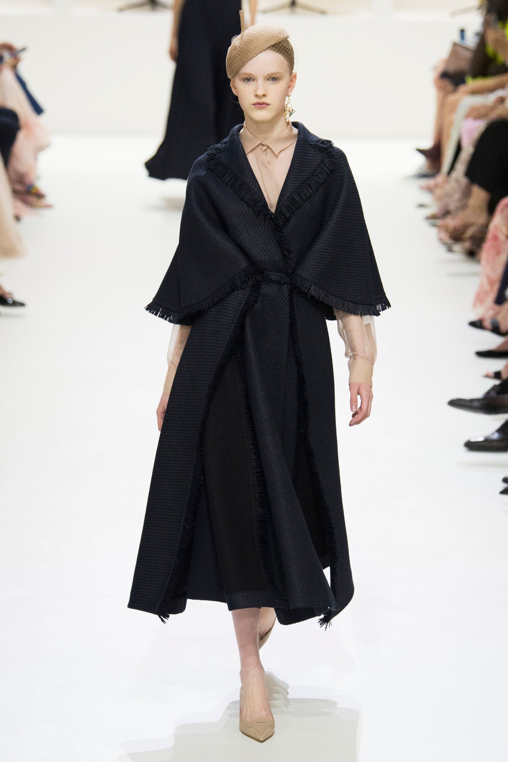 Christian Dior F/W 18 Couture Look 106