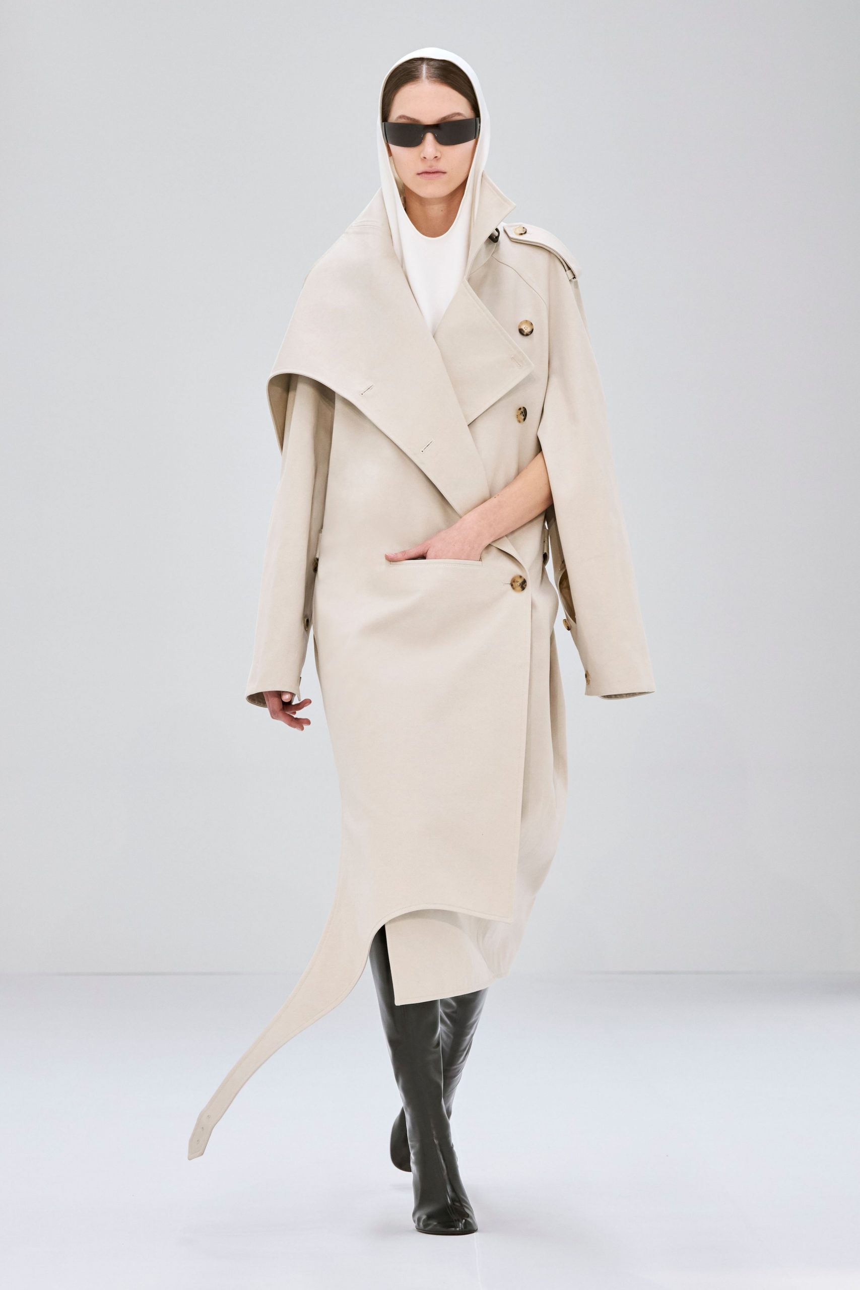 Courrèges F/W 24 Look 7