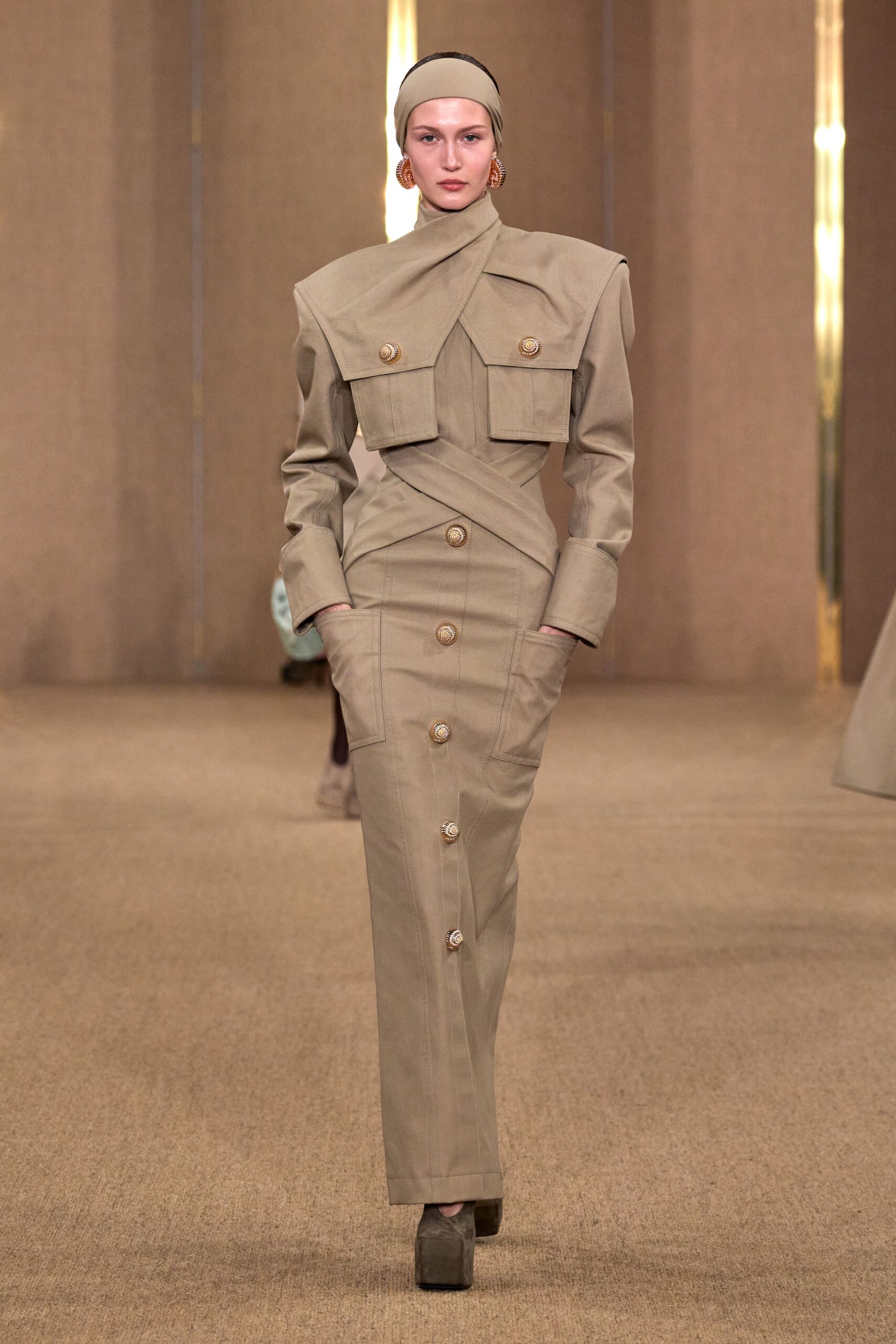 Balmain F/W 24 Look 45