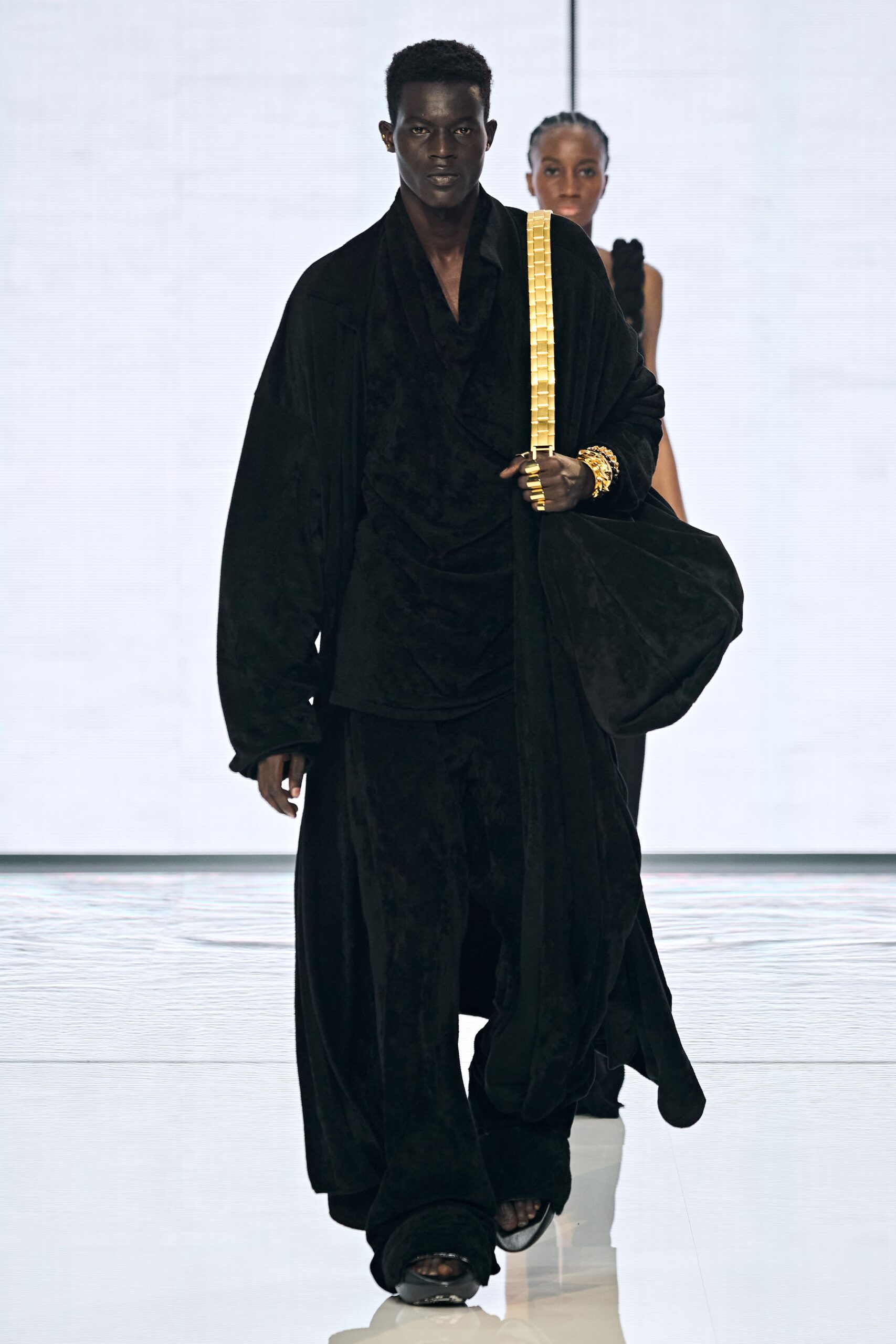 Balmain S/S 22 Menswear Look 37