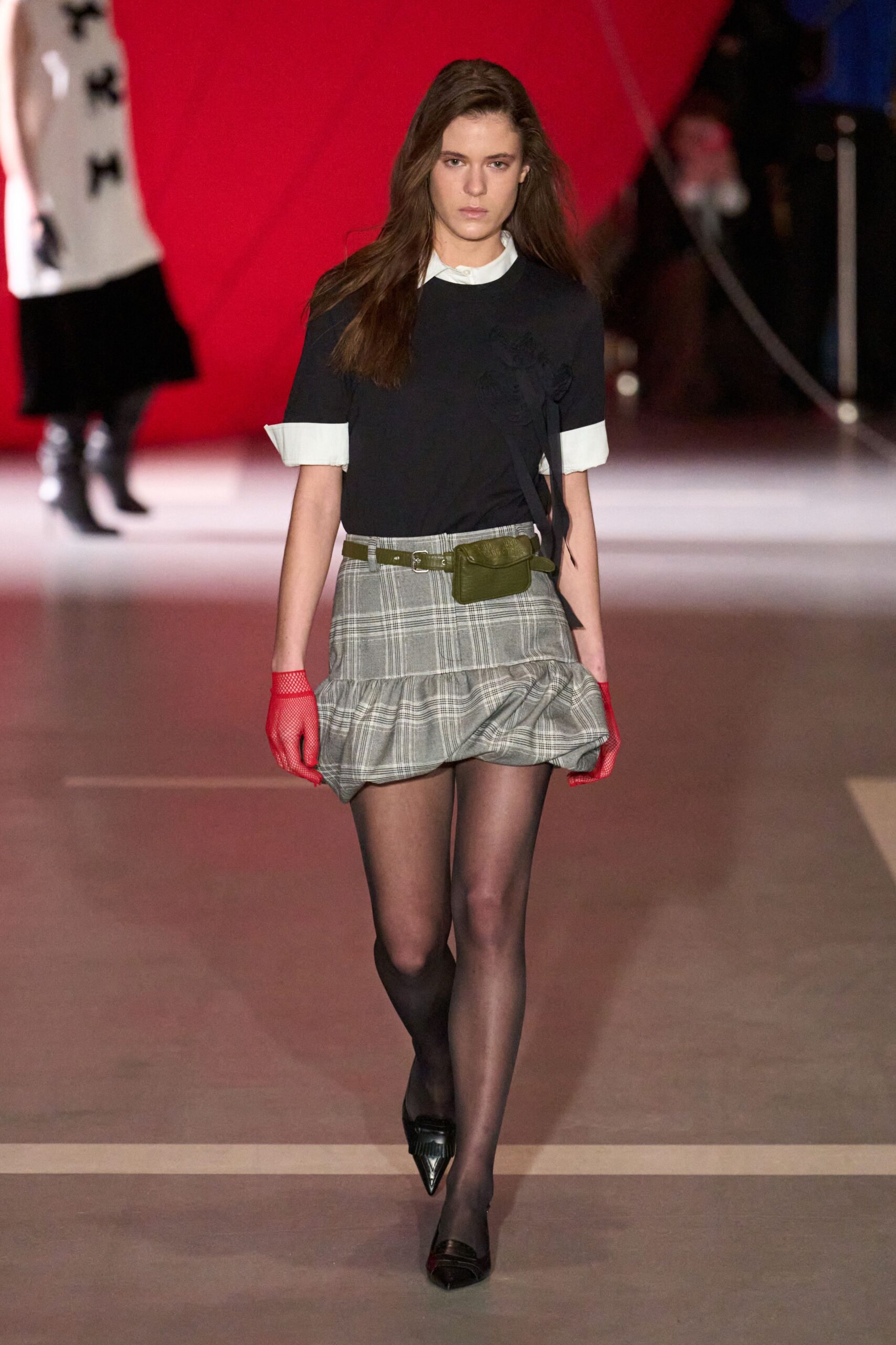 black top gray pleated skirt
