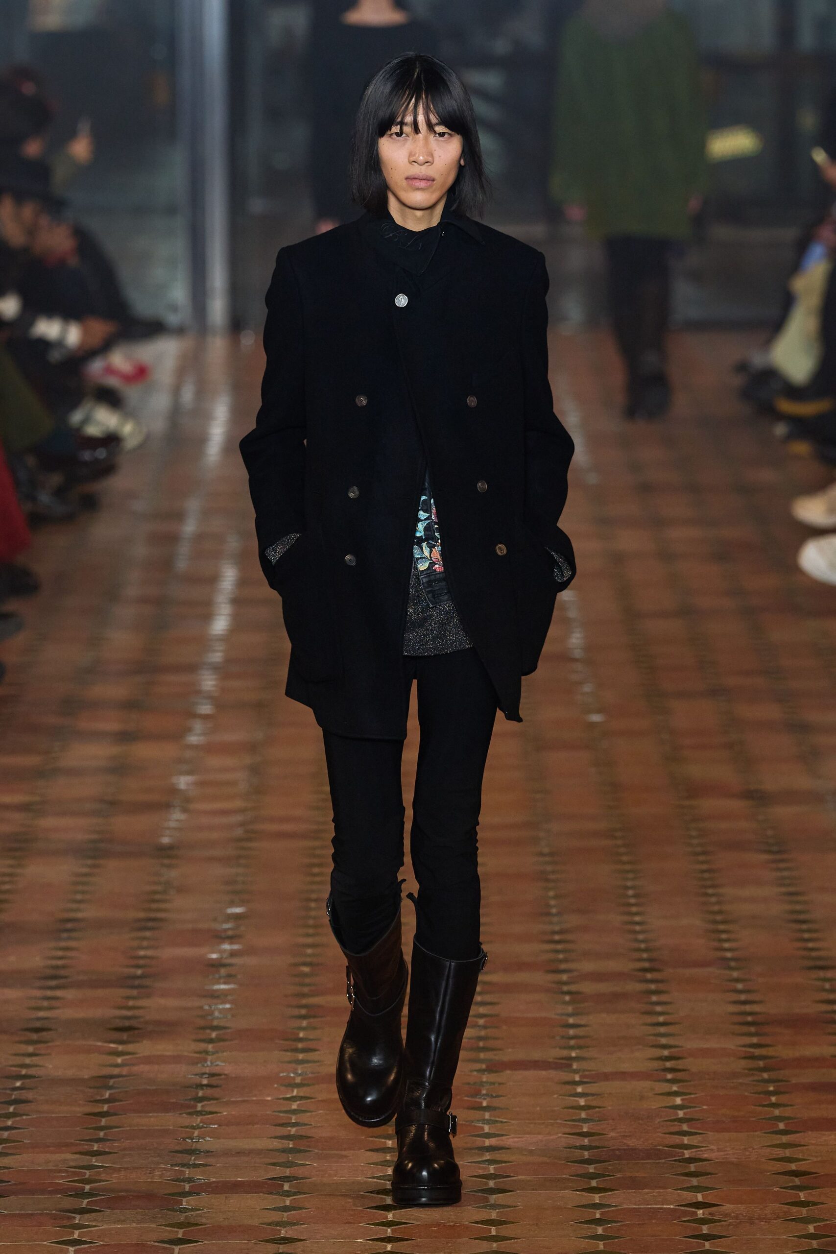 Bed j.w. Ford F/W 24 Menswear Look 37