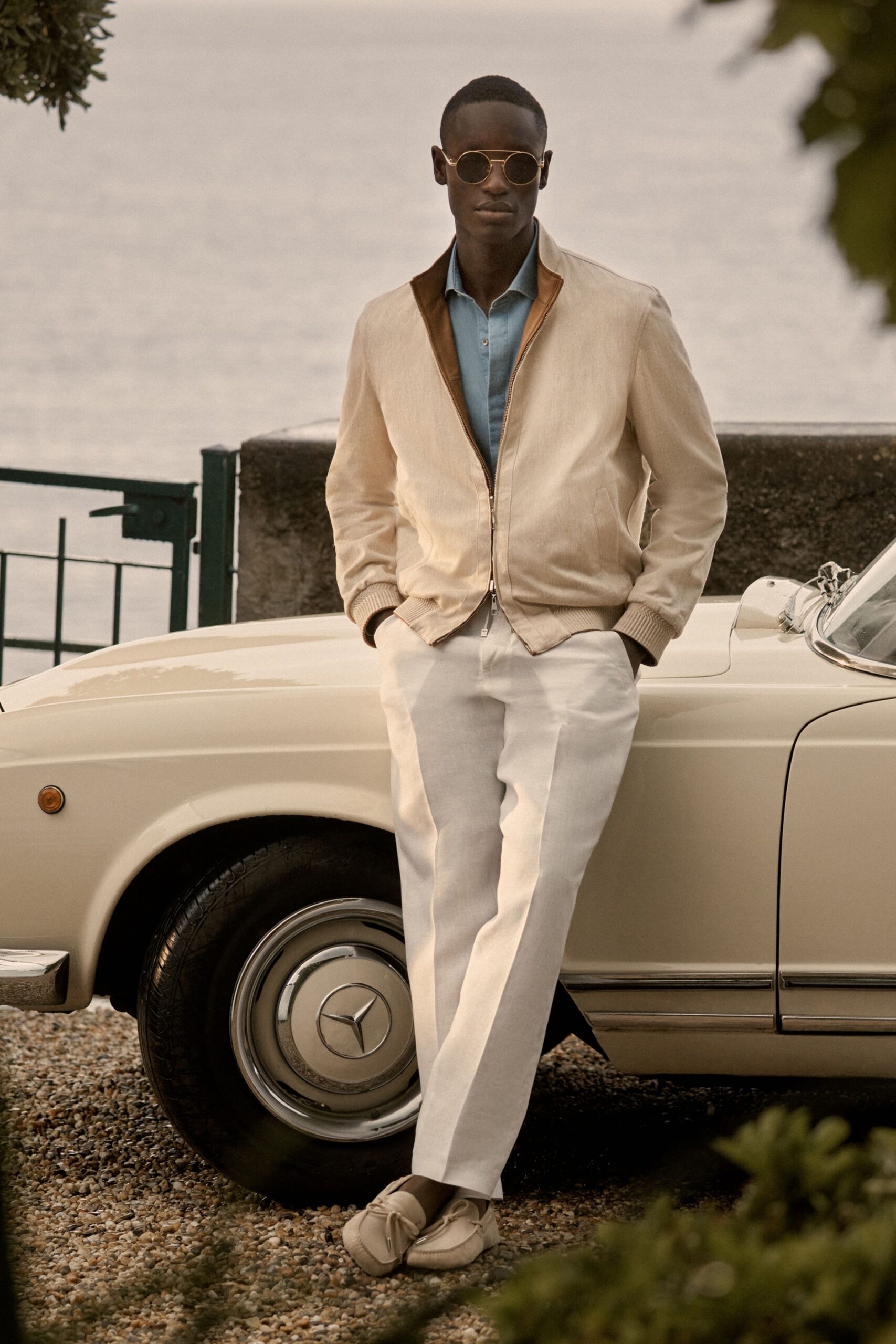 beige cotton long-sleeve collared tailored zippered jacket