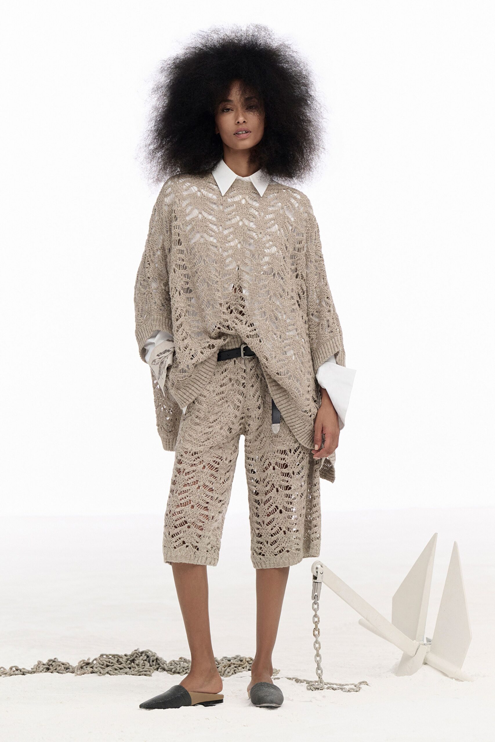 beige crochet sleeveless relaxed layered poncho