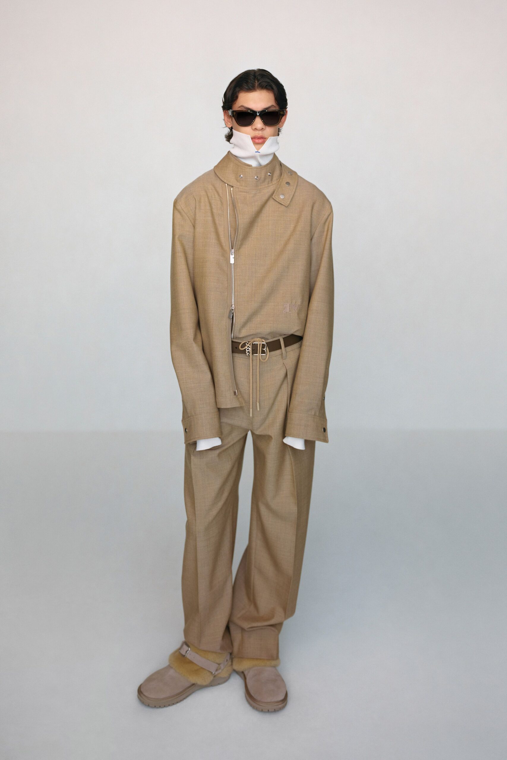 Burberry F/W 24 Look 35